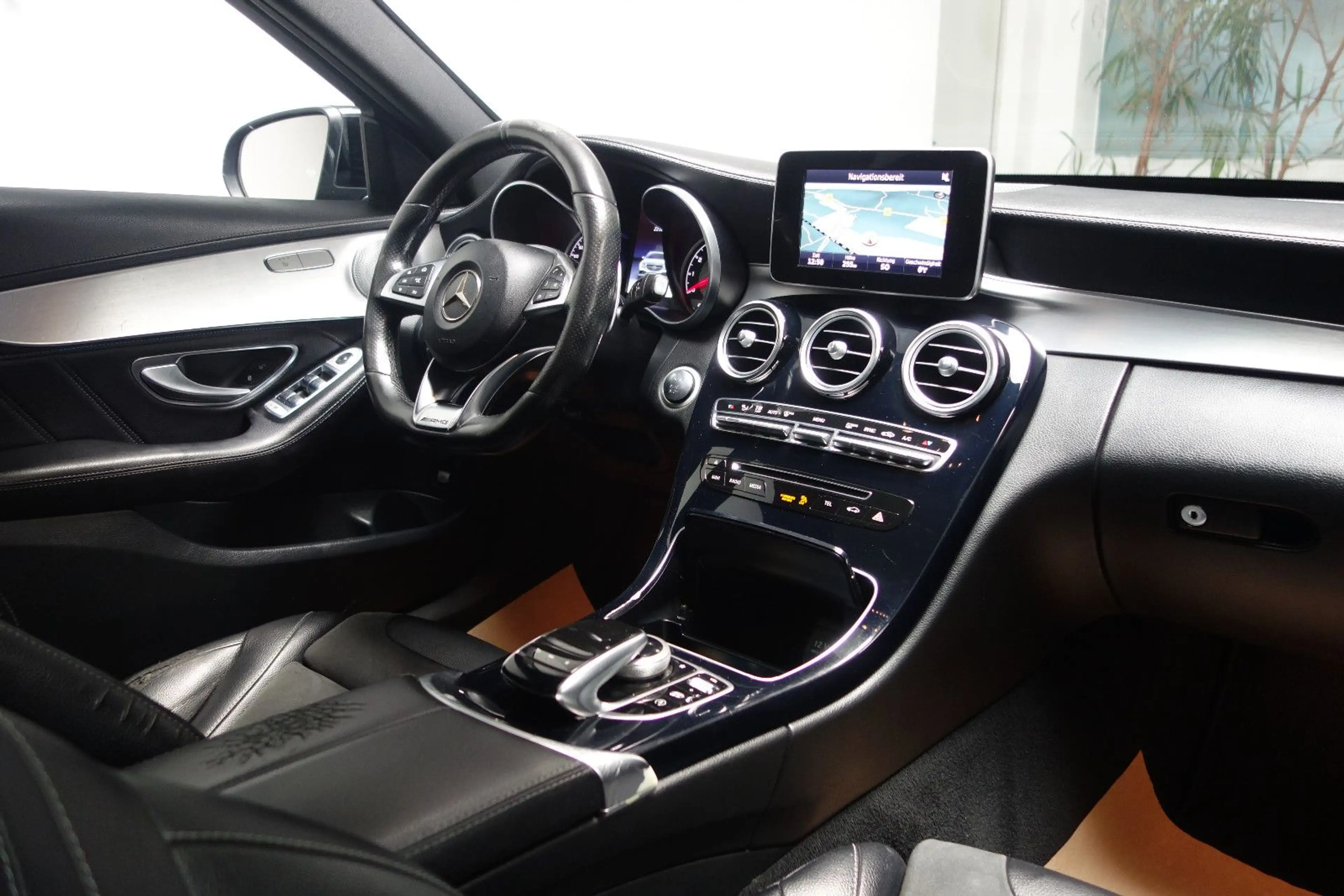 Mercedes-Benz C 63 AMG C63 AMG Performance Lim. Pano/Klappenauspuf/19Zo — photo 12