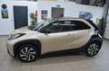 Toyota Aygo X 1.0 Automatik Team D*ALLWETTER*AHK f. FAHRRADTRÄGE Beige - thumbnail 4