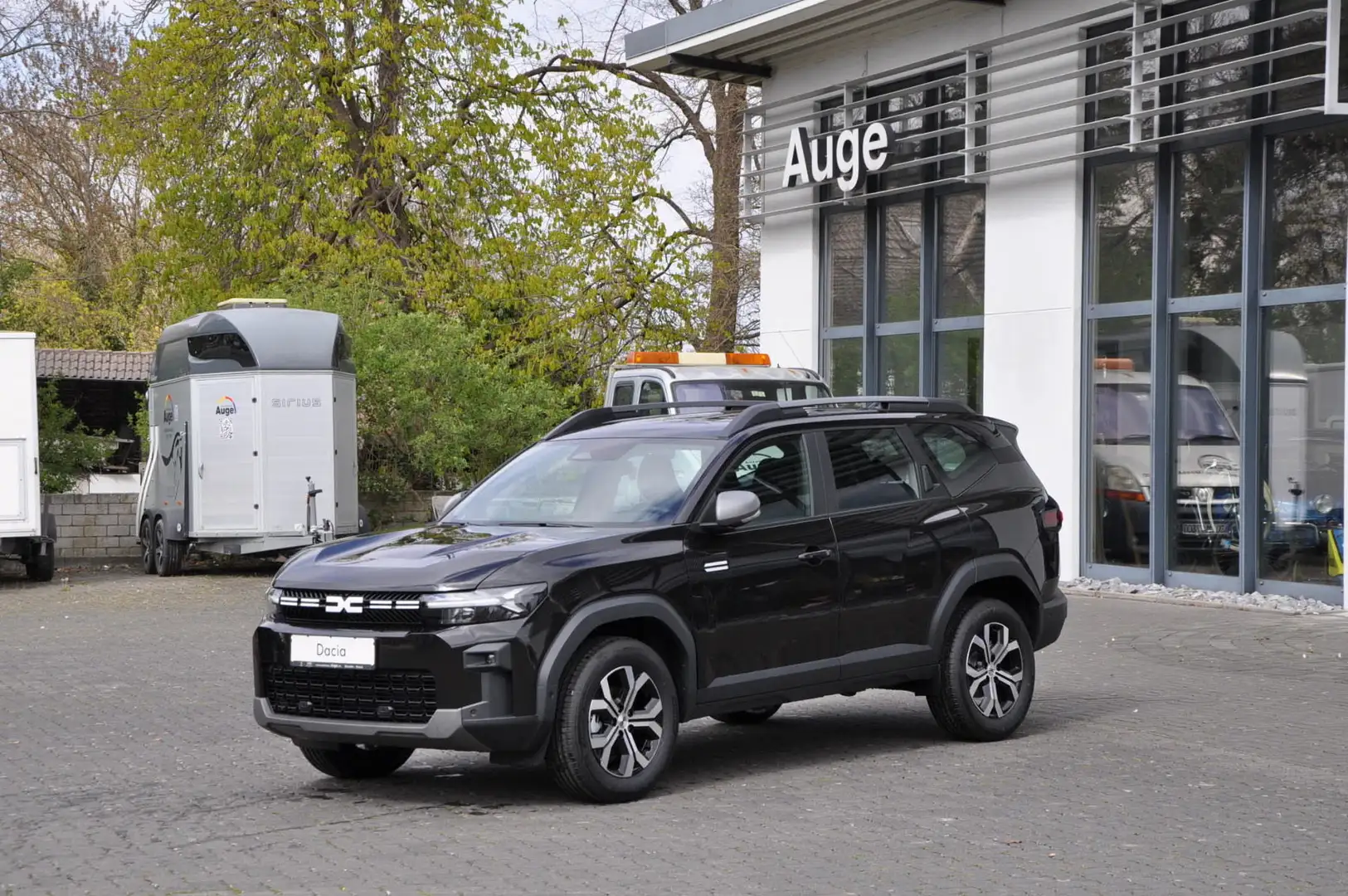 Dacia Bigster Expression mild hybrid 140 *360° VIEW* crna - 1