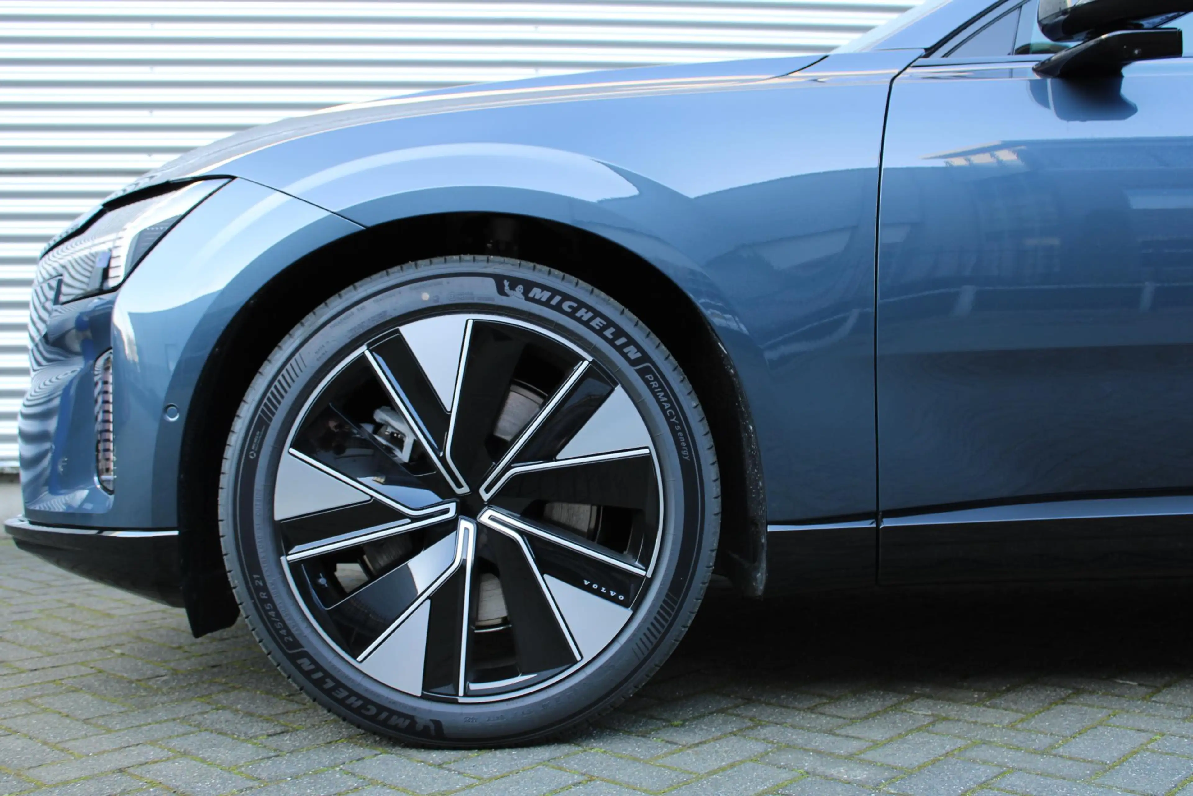 Volvo ES90 Single Motor Ext. R. Plus Launch Edition 92 kWh | — photo 7
