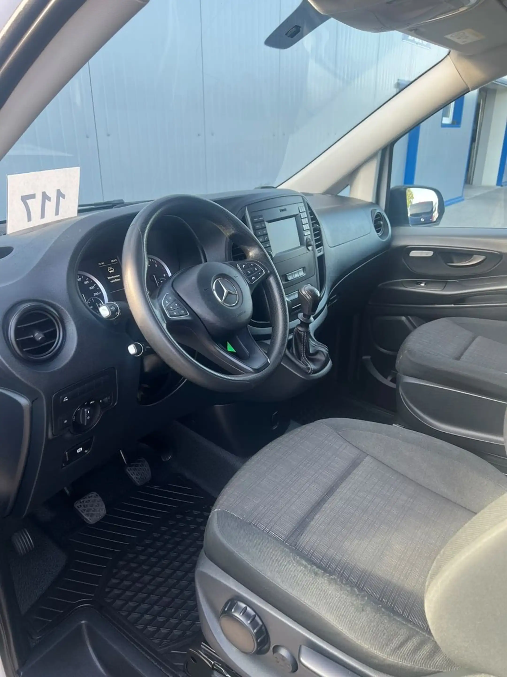 Mercedes-Benz Vito 114 LANG KLIMA TEMPOMAT AHK WERKZEUGSCHRÄNK — photo 11