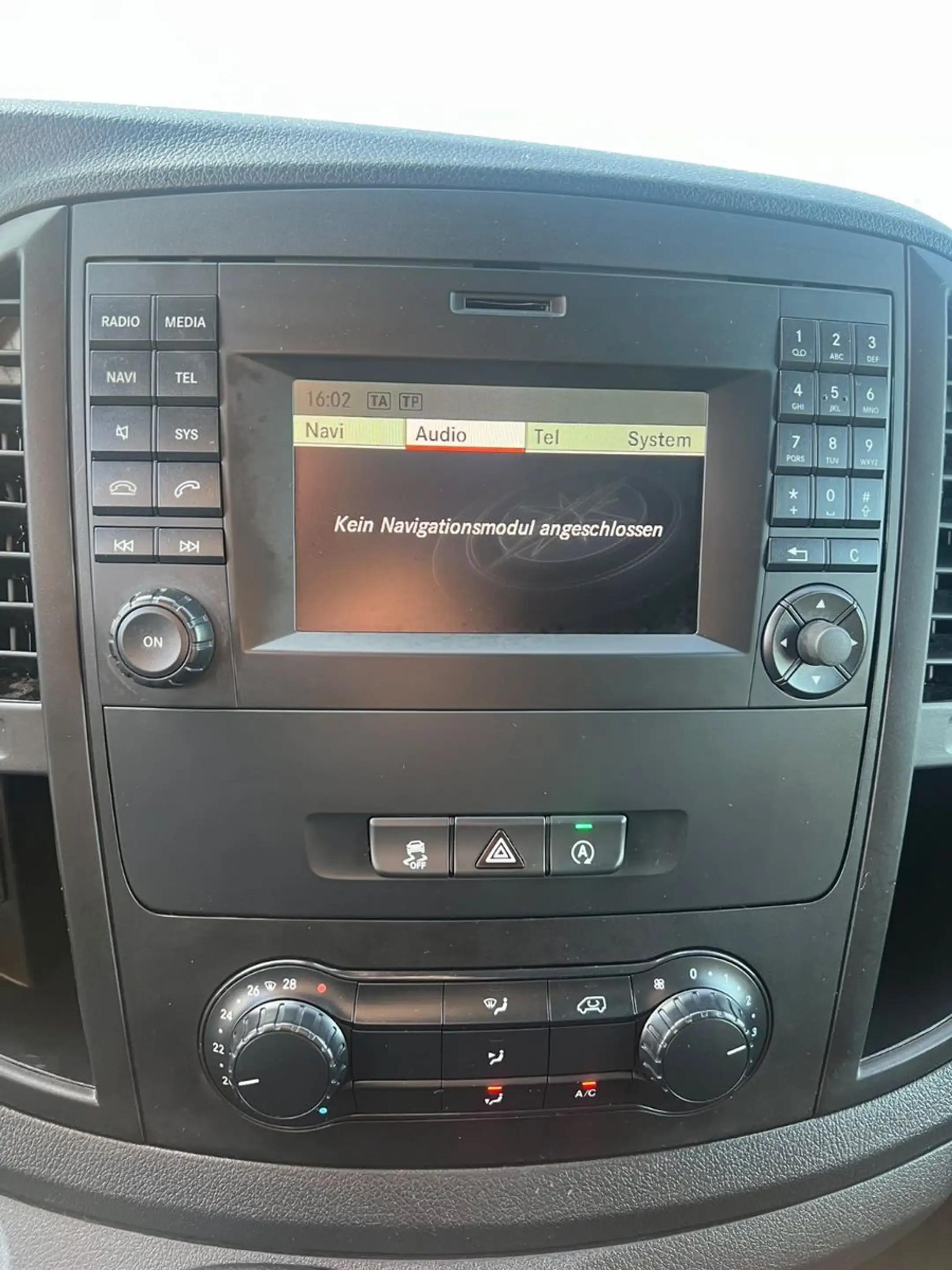 Mercedes-Benz Vito 114 LANG KLIMA TEMPOMAT AHK WERKZEUGSCHRÄNK — photo 15