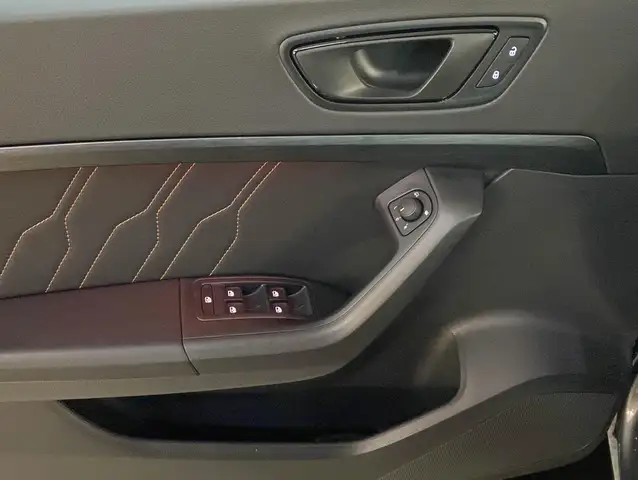 Cupra Ateca view 6
