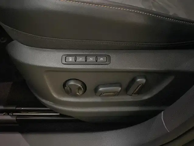 Cupra Ateca view 7