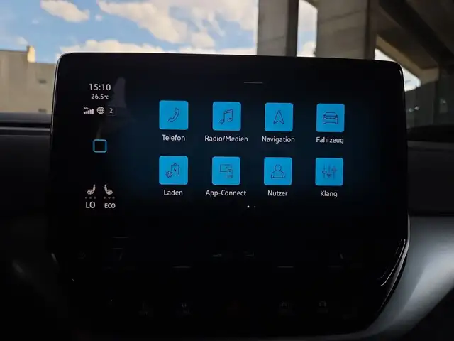 Volkswagen Id.4 view 26