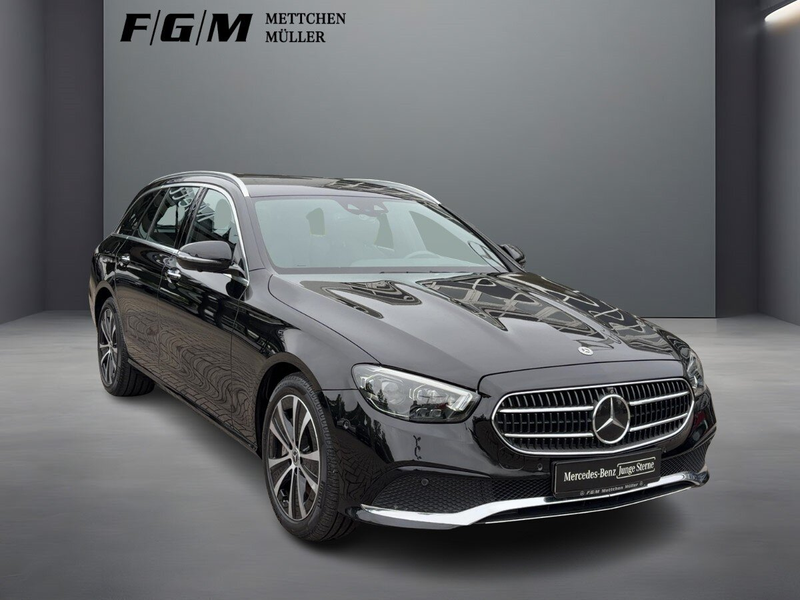 Mercedes-Benz E 400 E 400 d 4MATIC T-Modell AVANTGARD Exterieur/Navi — photo 4