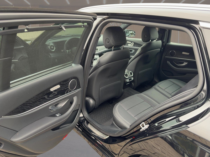Mercedes-Benz E 400 E 400 d 4MATIC T-Modell AVANTGARD Exterieur/Navi — photo 7
