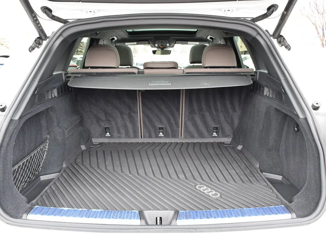Audi Q5 снимка Audi Q5