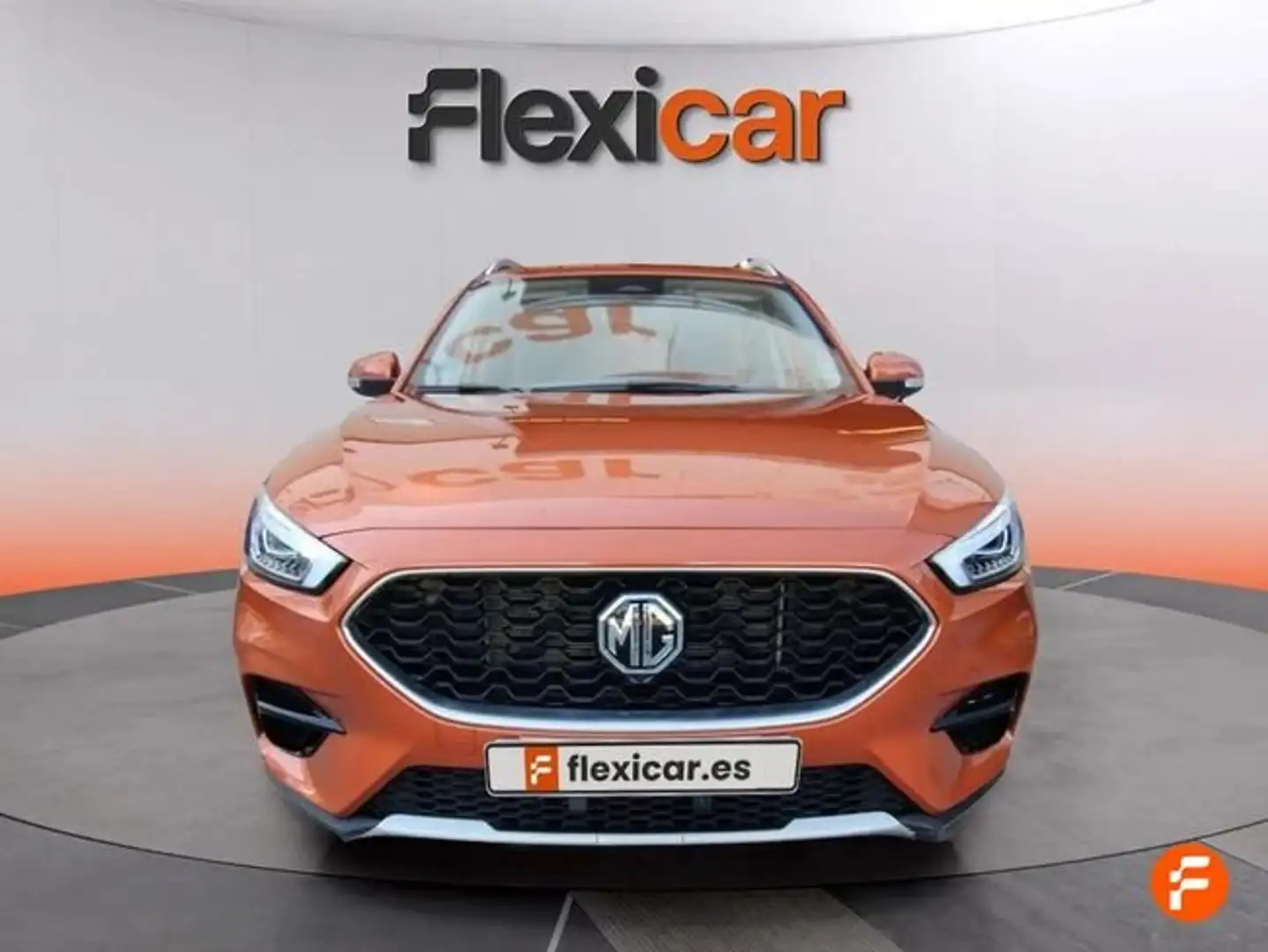 MG ZS 1.5 Luxury Naranja - 2