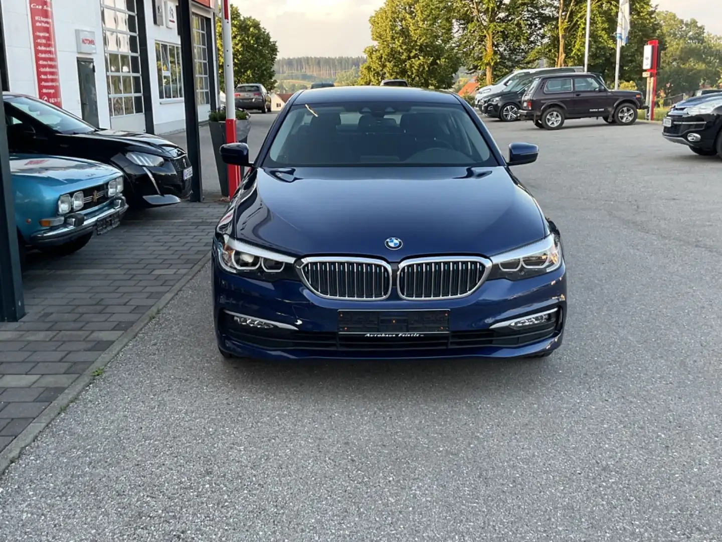 BMW 530 Baureihe 5 Lim. 530 e Performance, LED, Navi Bleu - 2