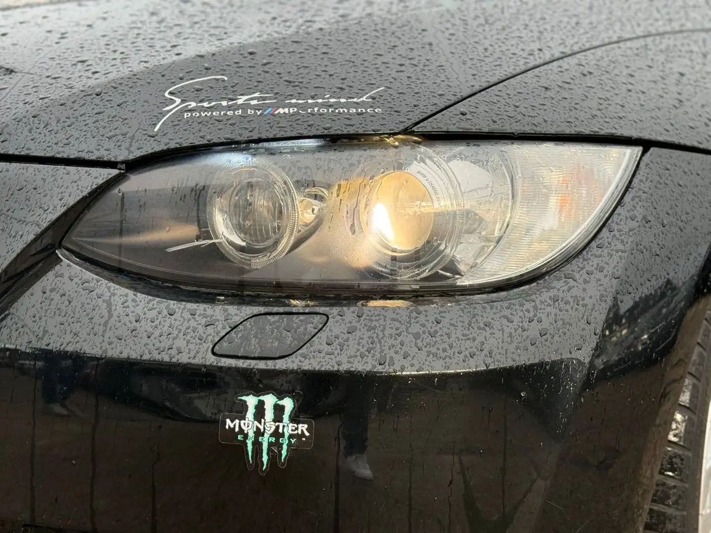 BMW 325 Coupe 325i*GARANTIE*AUTOMATIK*NAVI*SHZ*COUPE Zwart - 2