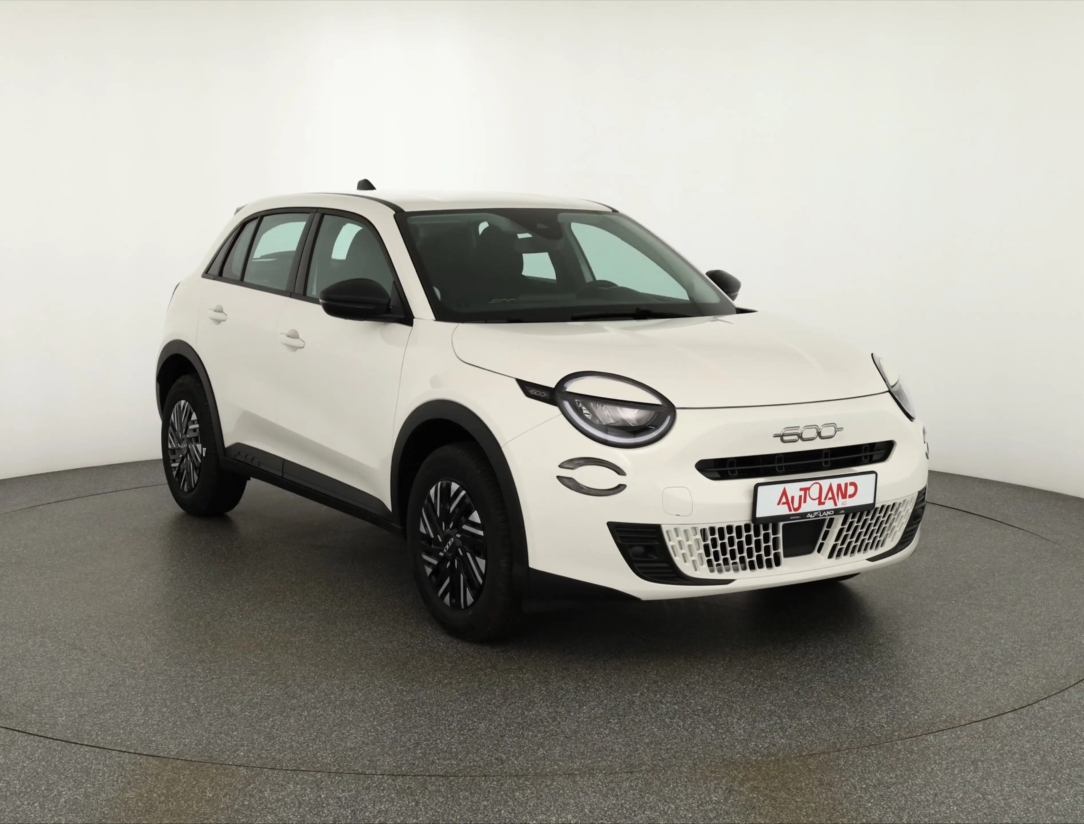 Fiat 600 1.2 T3 mHEV Aut. LED Tempomat Sitzheizung — photo 7