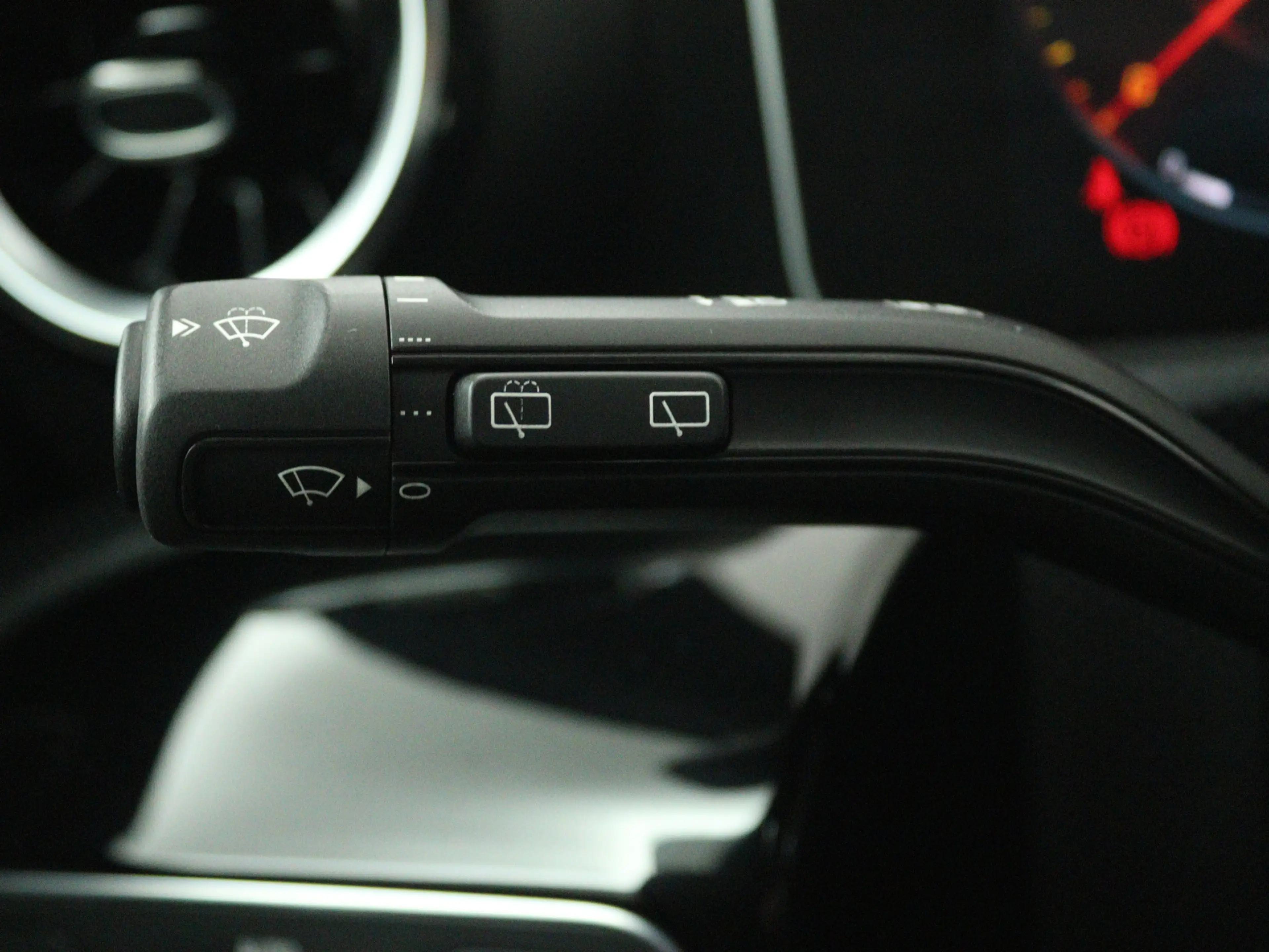 Mercedes-Benz A 180 Business Solution AMG — photo 9