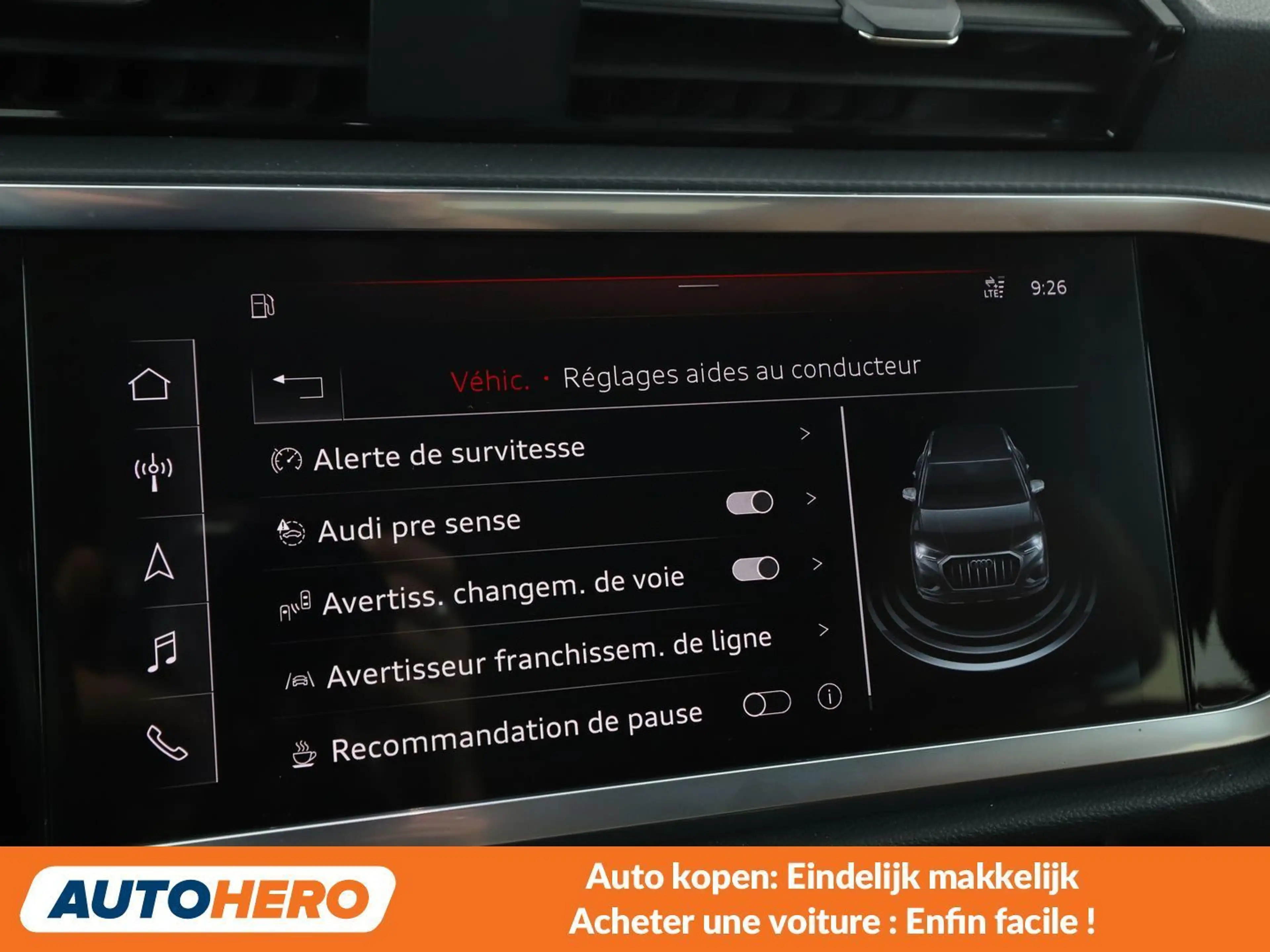 Audi Q3 40 TFSI quattro S line — photo 13