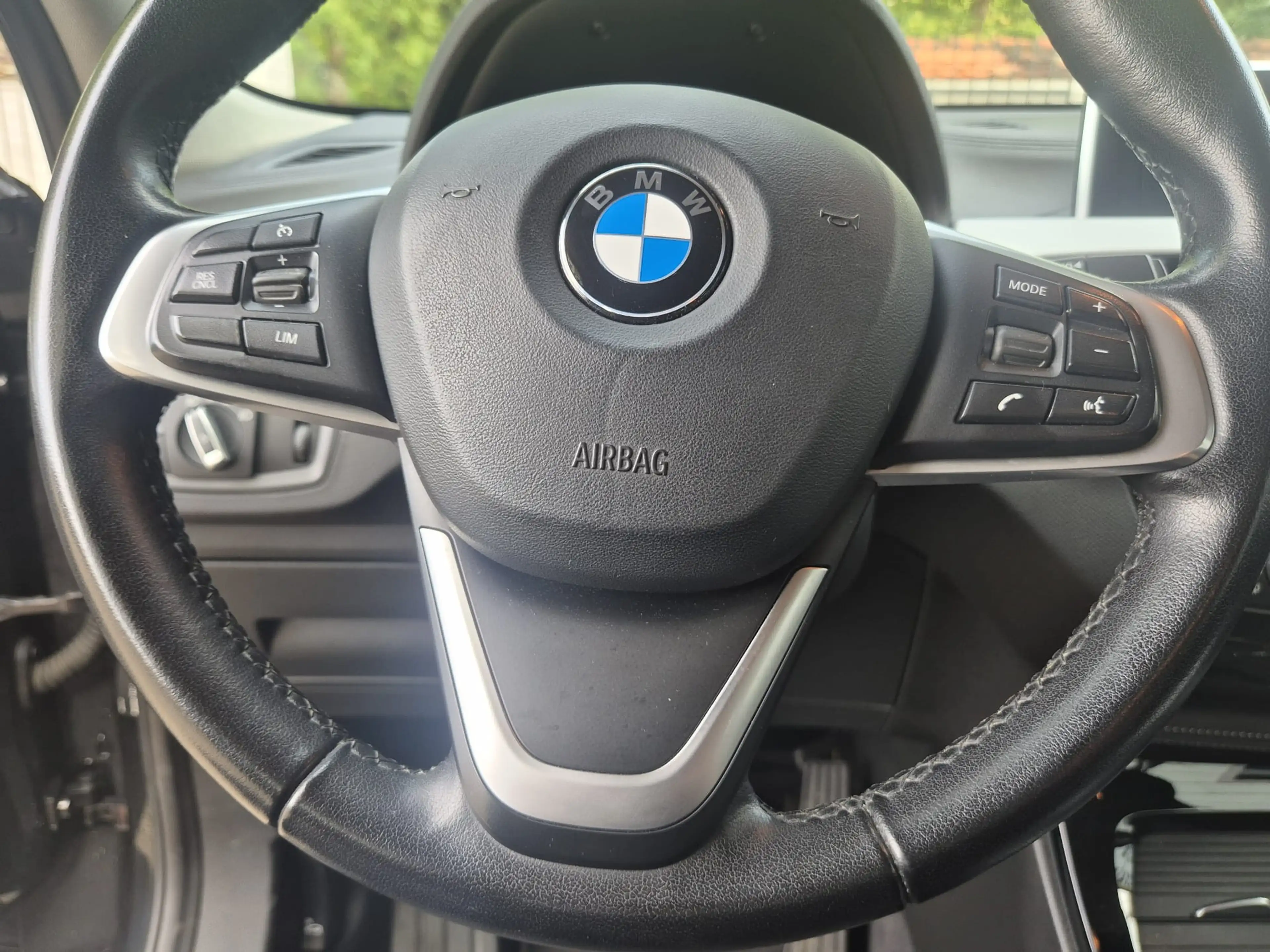BMW X2 sDrive 18 d Advantage — photo 15