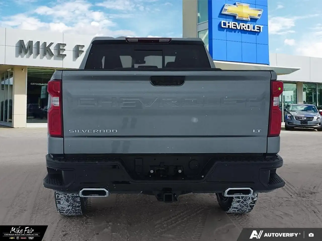 Chevrolet Silverado 1500 снимка Chevrolet Silverado 1500