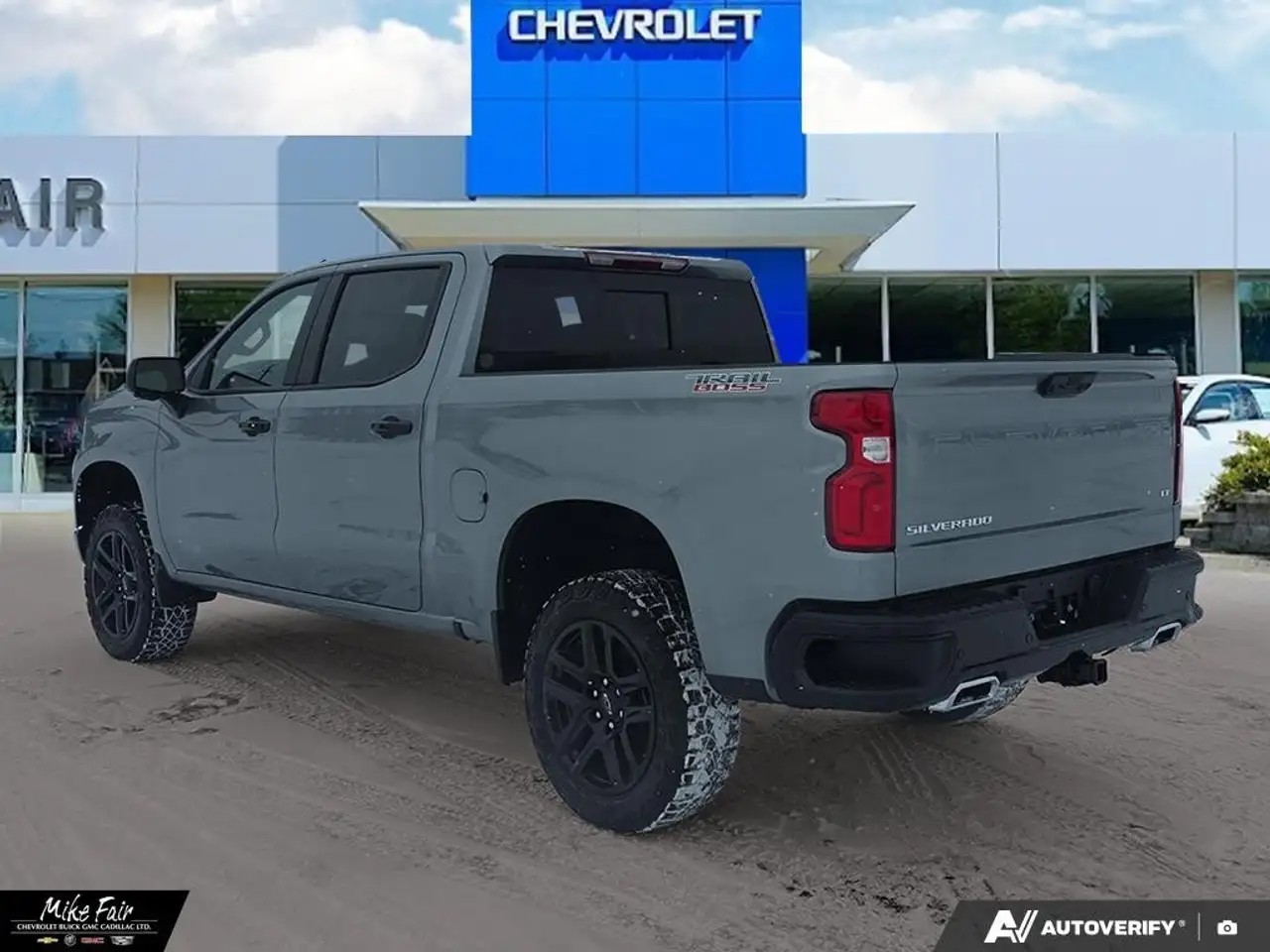 Chevrolet Silverado 1500 снимка Chevrolet Silverado 1500