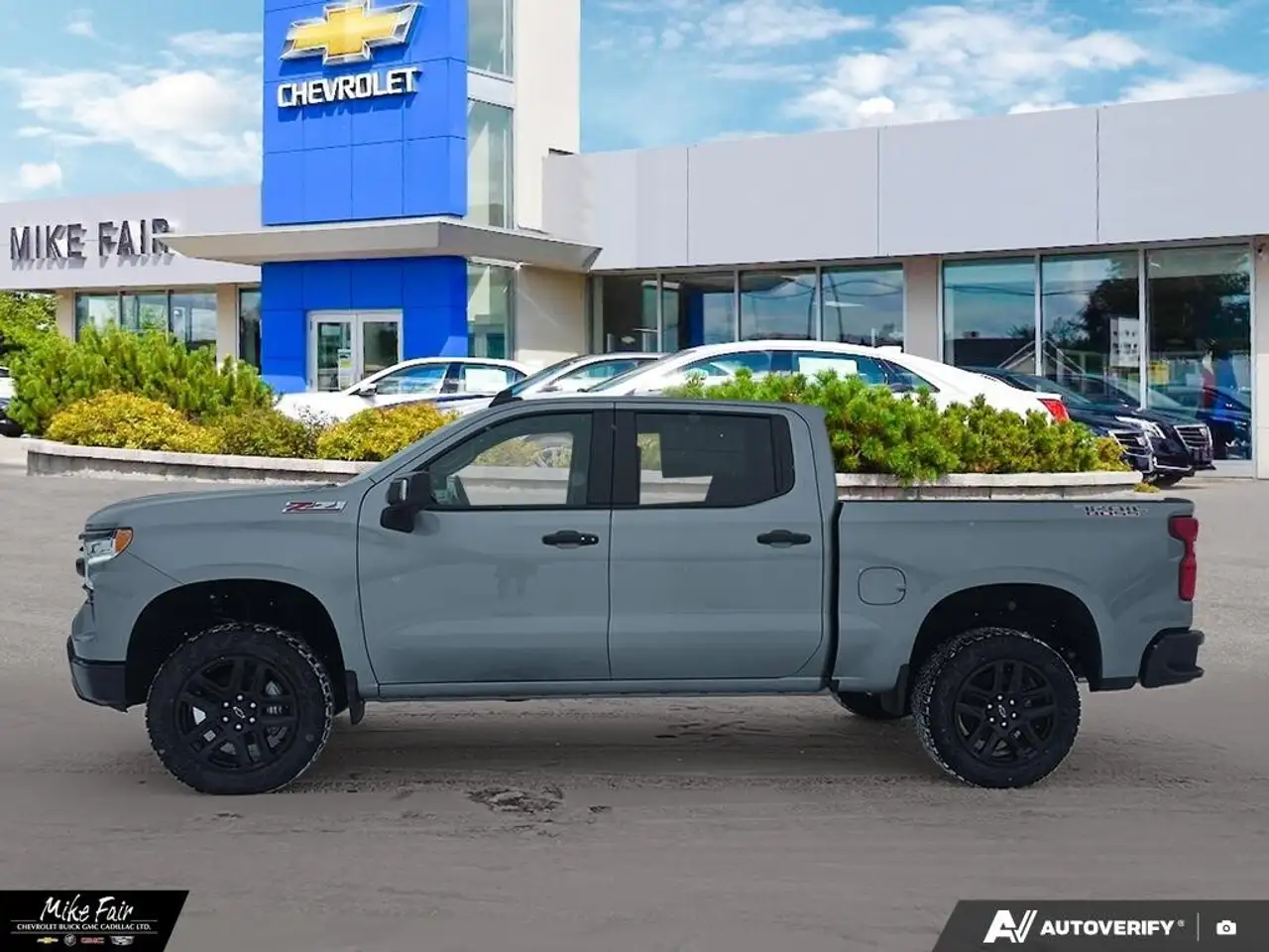 Chevrolet Silverado 1500 снимка Chevrolet Silverado 1500