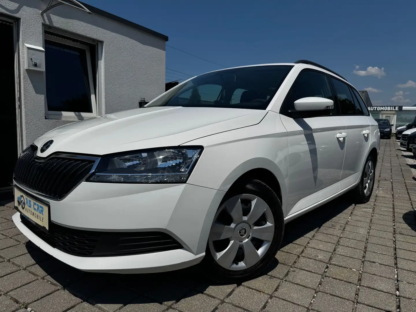 Skoda Fabia Active Weiß - 1