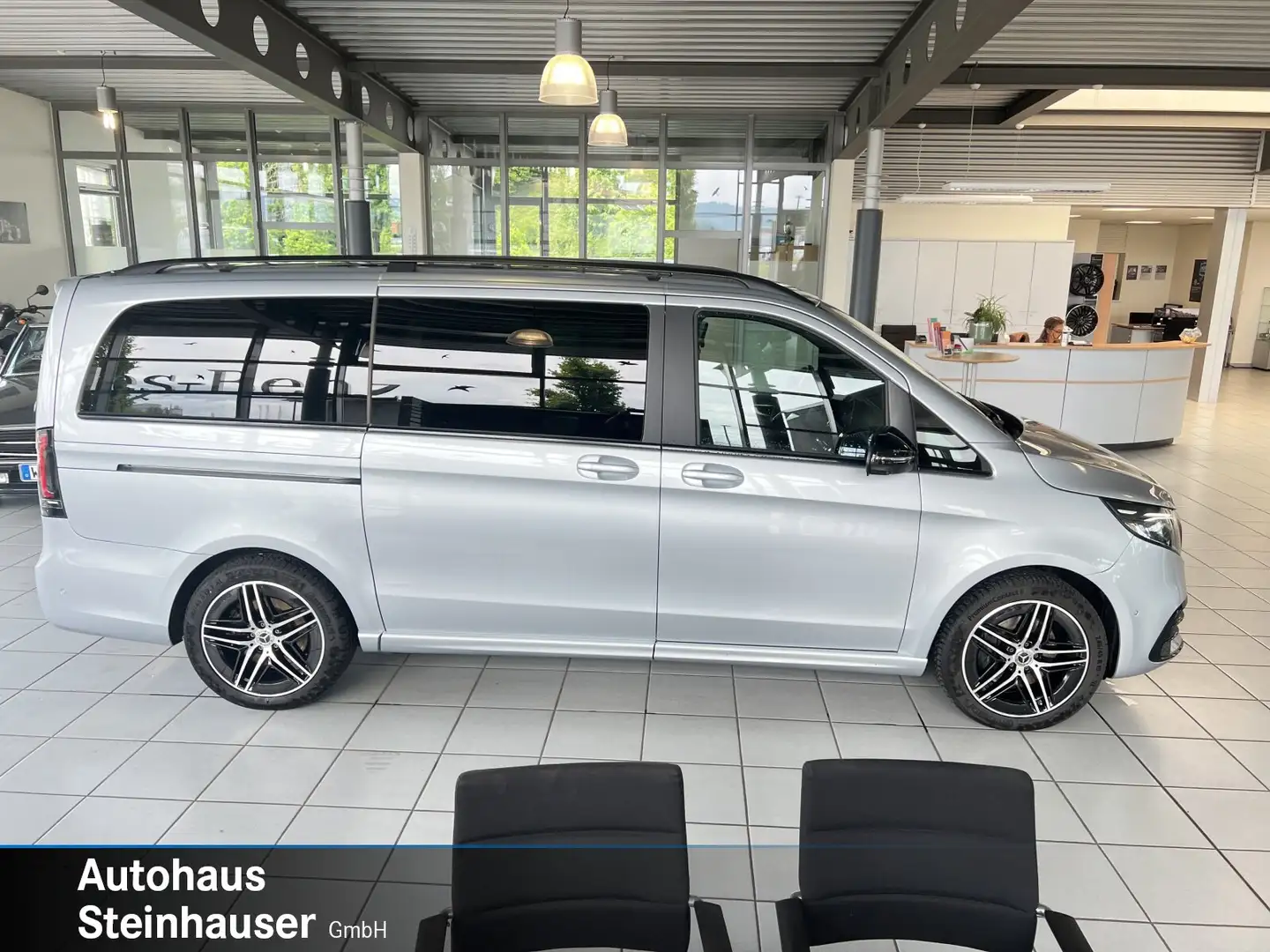 Mercedes-Benz V 300 V 300 d 4M AVANTGARDE L AMG/SHD/Standheizung/AHK Argintiu - 2