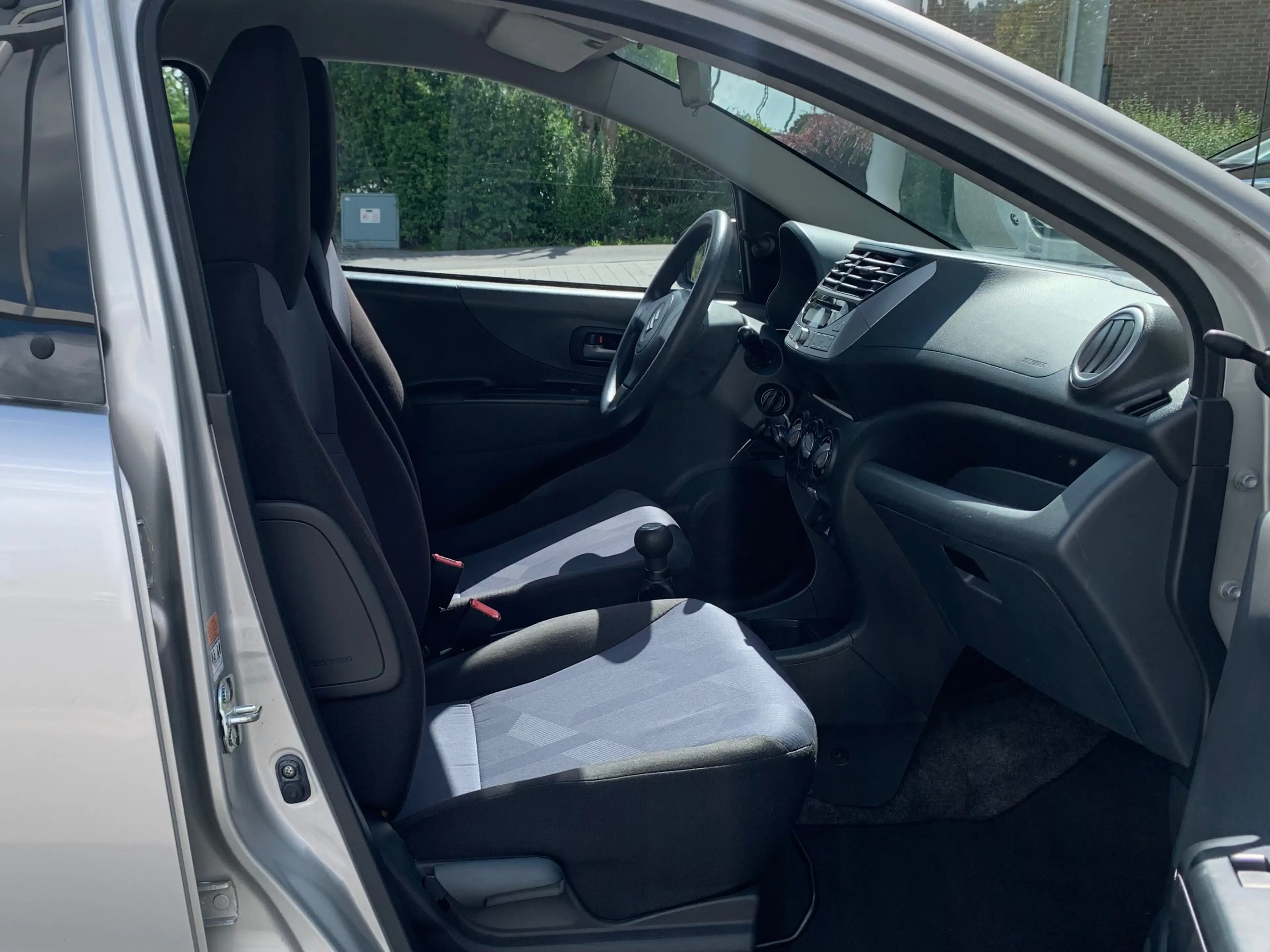 Suzuki Alto 1.0i Essence / Airco / Faible KM / GARANTIE / — photo 11