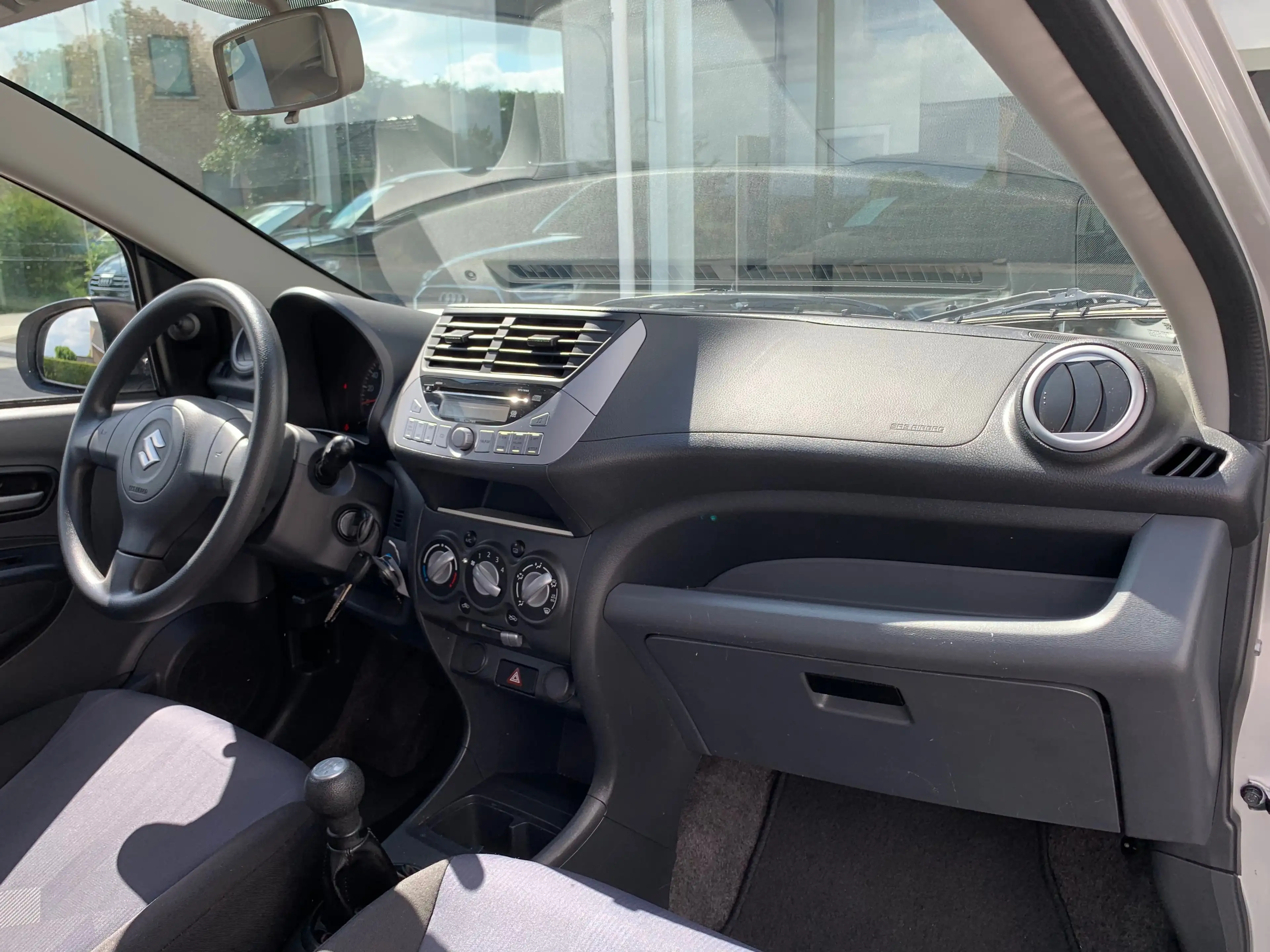 Suzuki Alto 1.0i Essence / Airco / Faible KM / GARANTIE / — photo 12