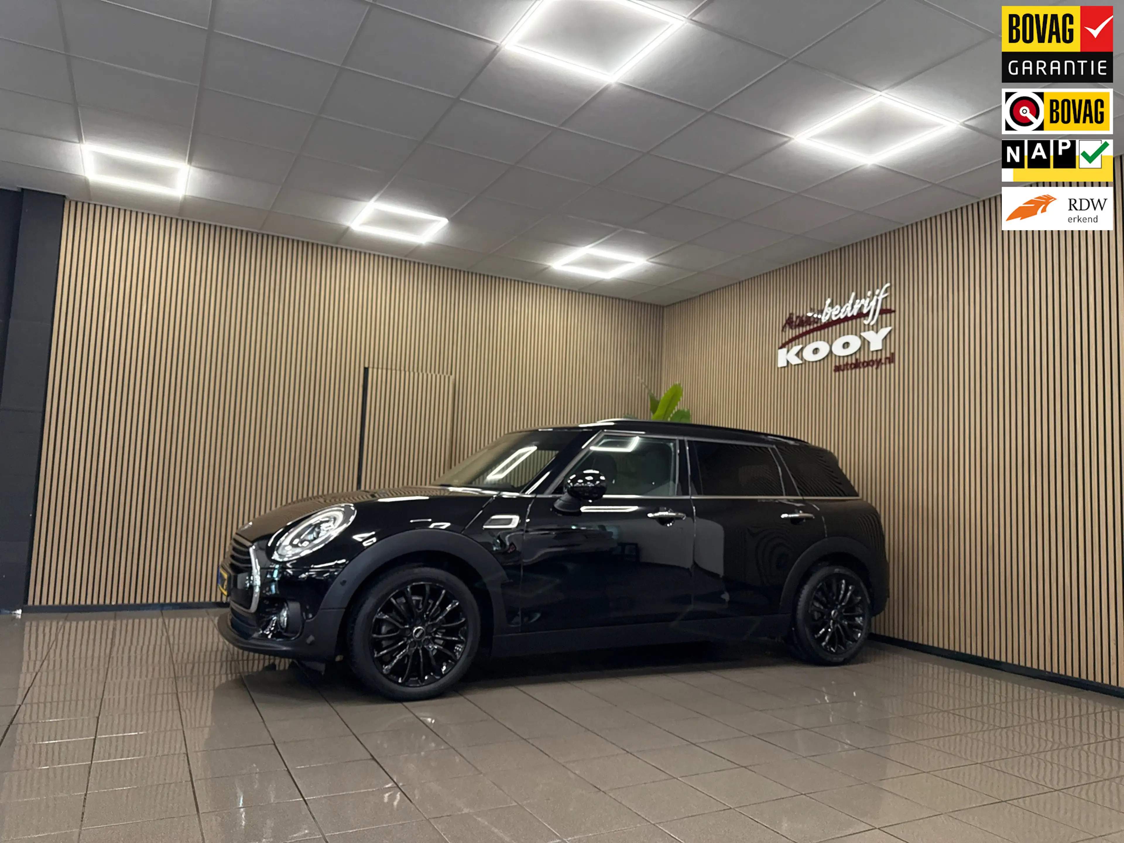 MINI Cooper Clubman 1.5 Chili * Panoramadak / Harman&Kardon / LED / Na