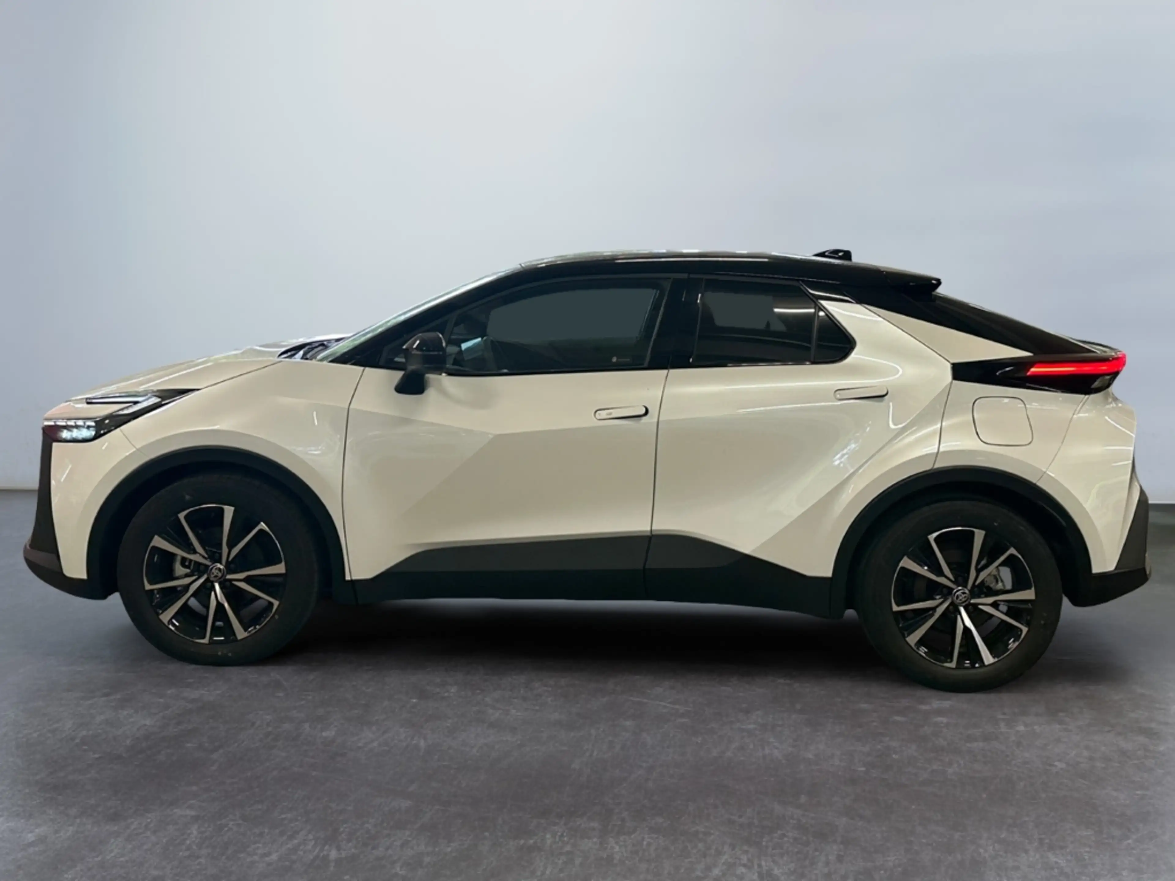 Toyota C-HR 1.8 Hybrid Teamplayer *LED*ACC*CAM*el. Heck* — photo 5