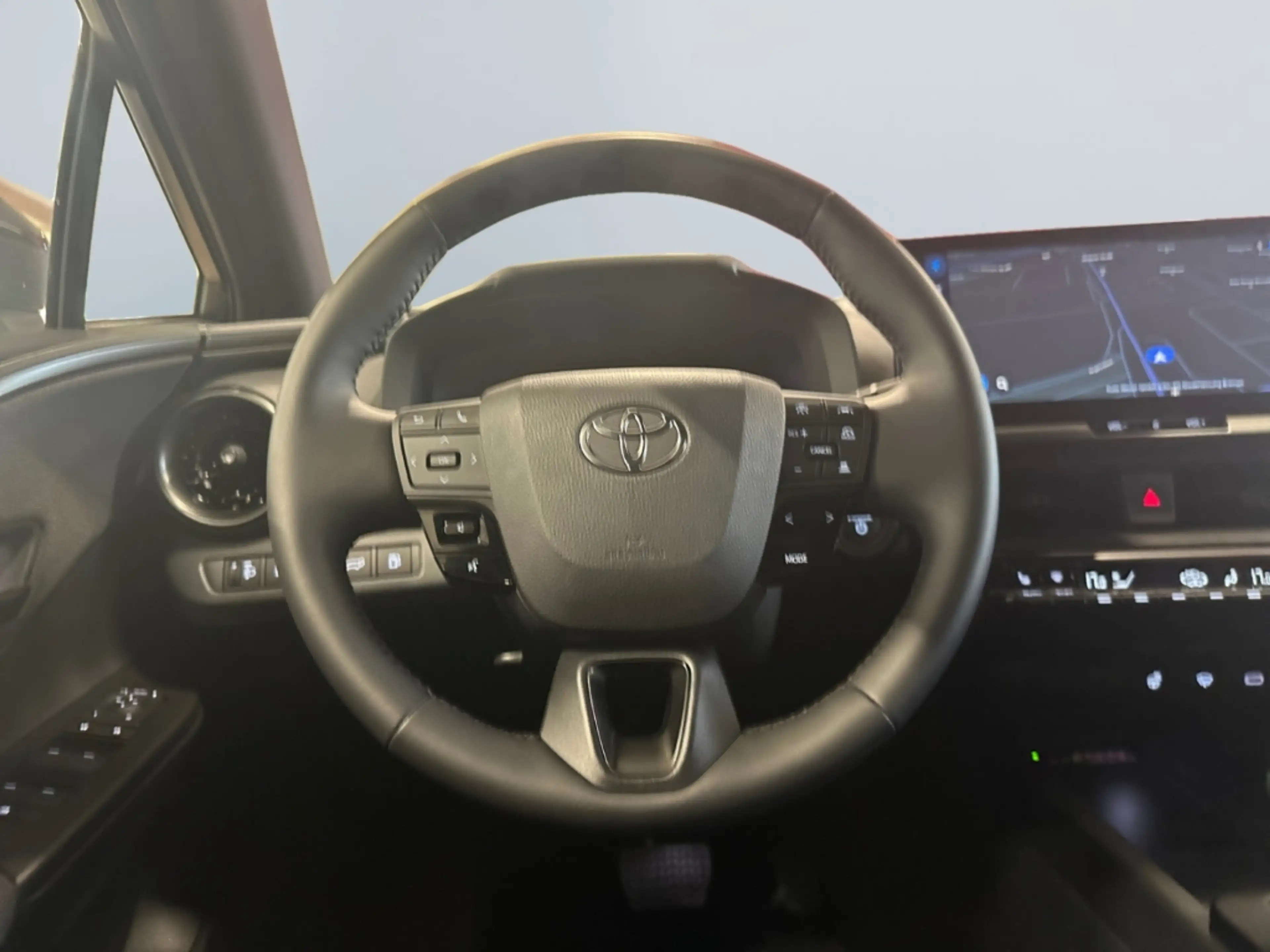 Toyota C-HR 1.8 Hybrid Teamplayer *LED*ACC*CAM*el. Heck* — photo 12