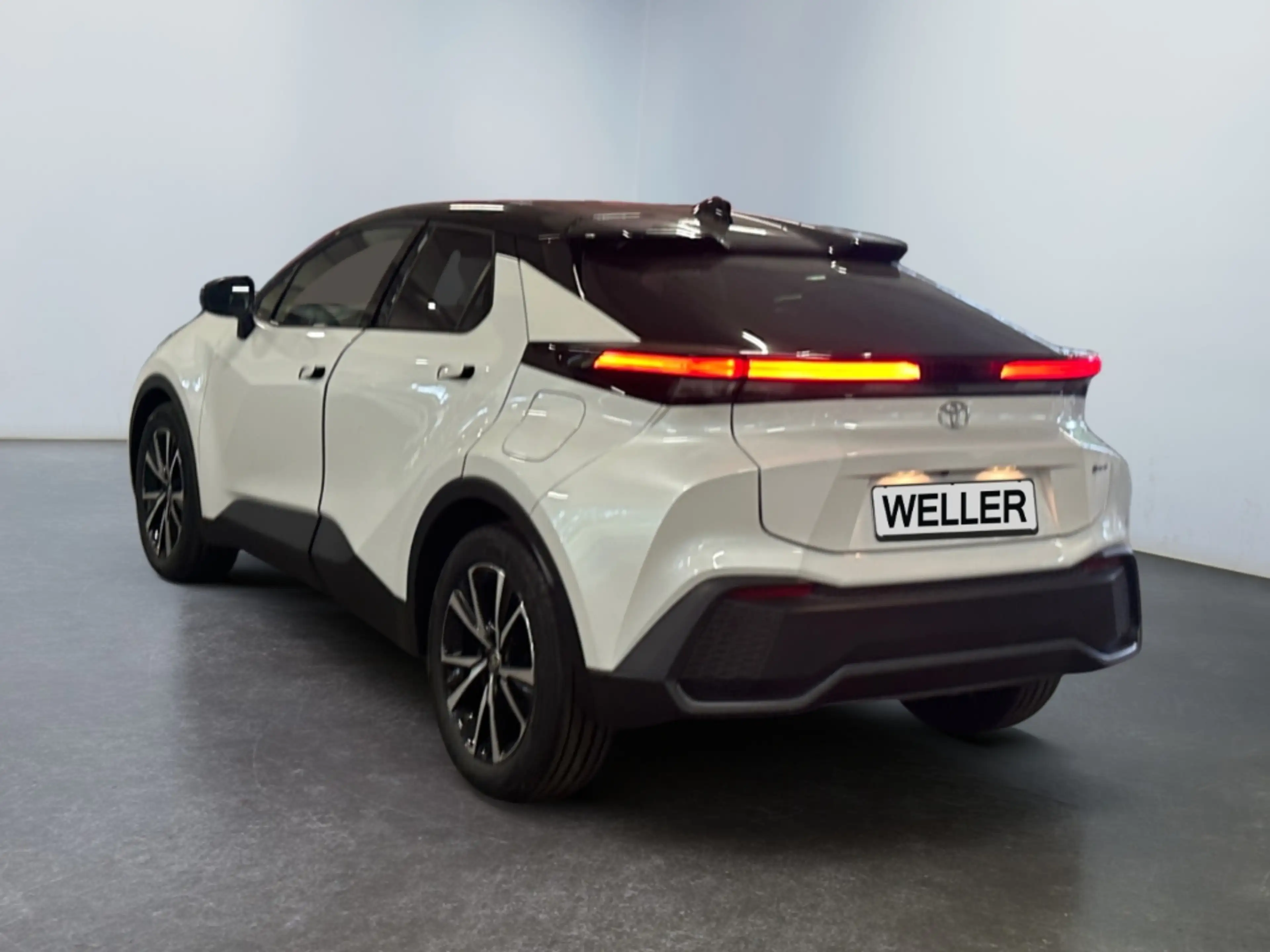Toyota C-HR 1.8 Hybrid Teamplayer *LED*ACC*CAM*el. Heck* — photo 7