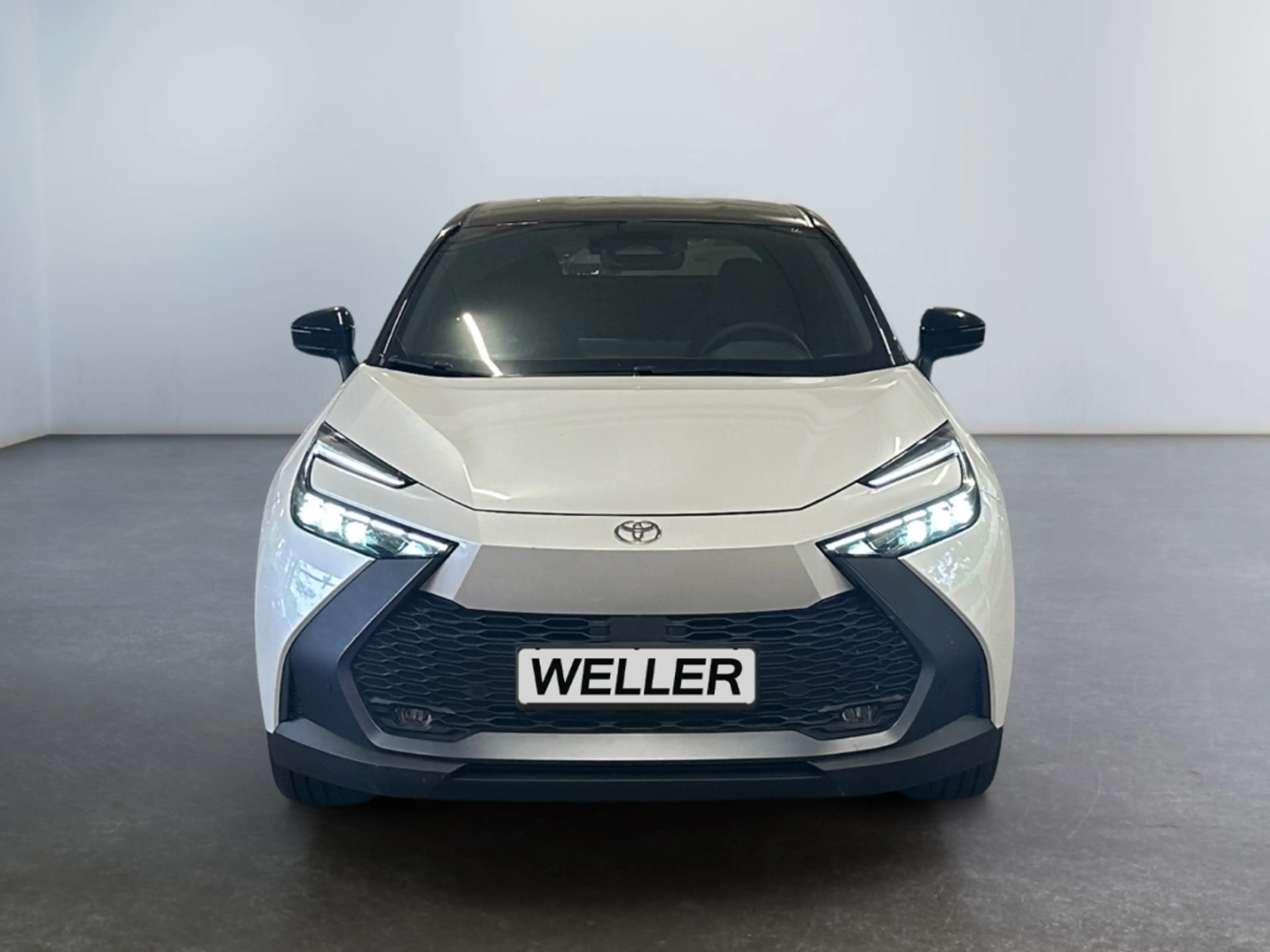 Toyota C-HR 1.8 Hybrid Teamplayer *LED*ACC*CAM*el. Heck* — photo 2