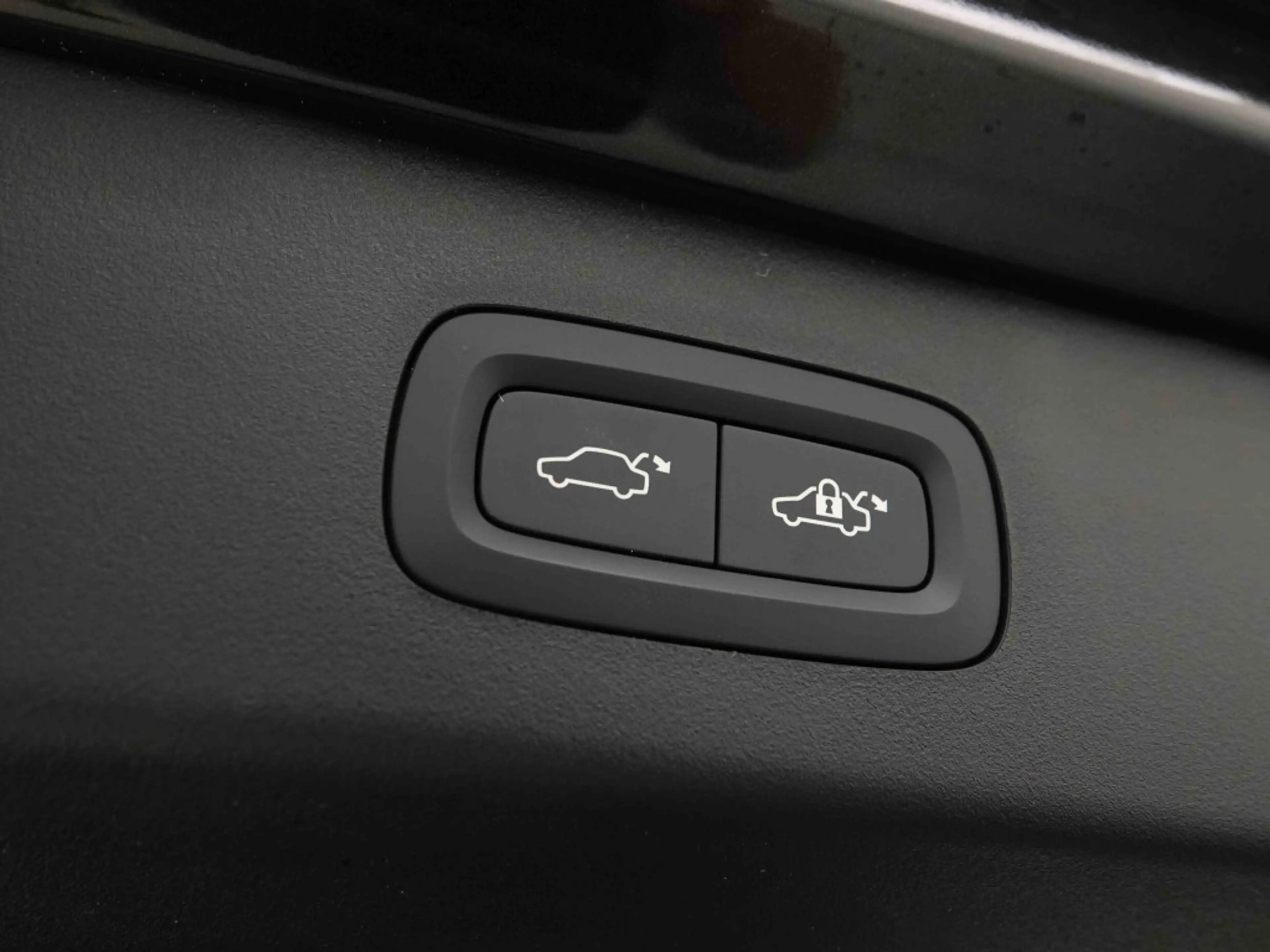 Lynk & Co 01 PHEV 262 | 70 KM EV | Pano | GPS | 360Cam | LED | ALU20 — photo 7