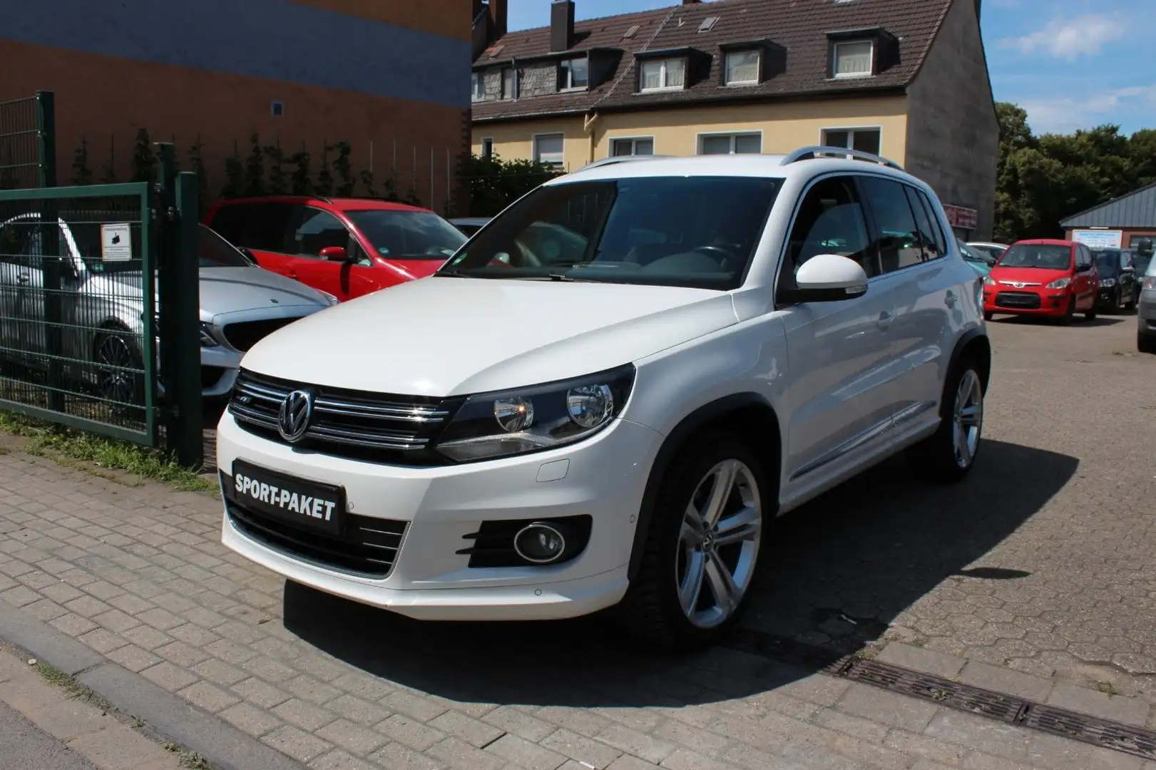 Volkswagen Tiguan R-Line/BMT/Navi/Sitzhe/Tempo/PDC/Tüv Weiß - 1