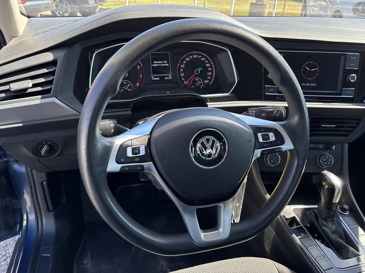 Volkswagen Jetta снимка Volkswagen Jetta