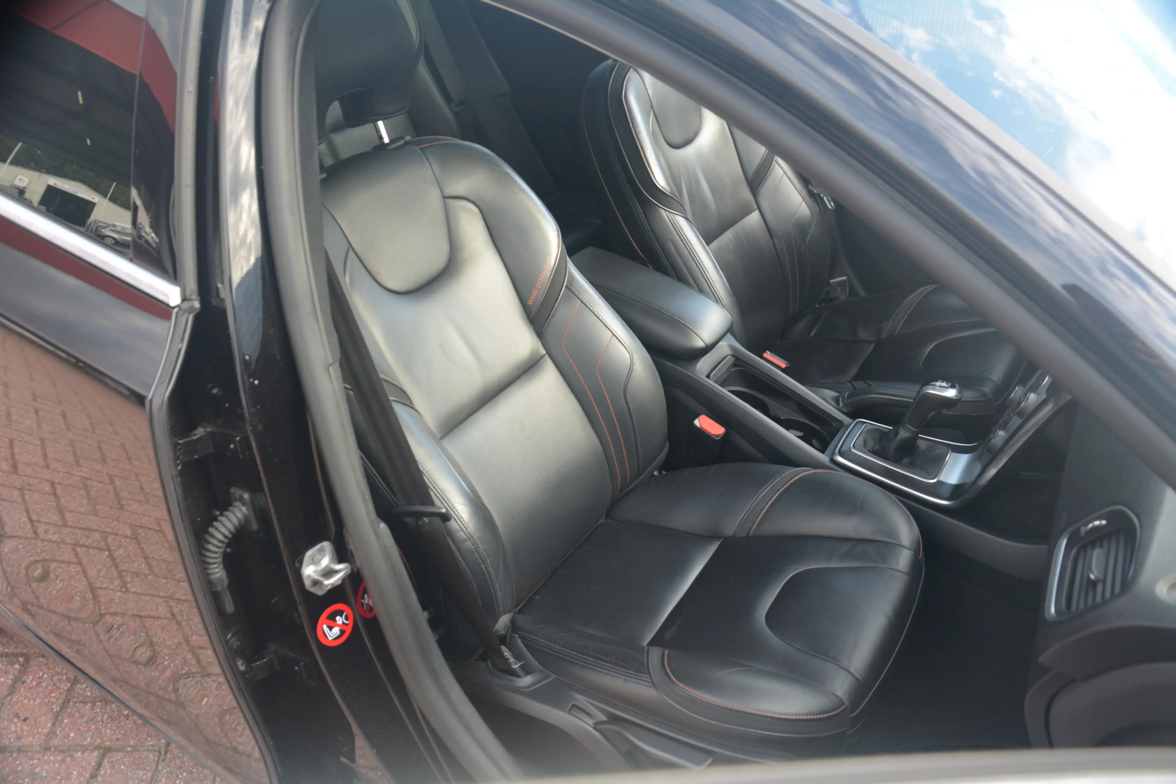 Volvo V40 2.0 D2 Ocean Race Business OCEAN RACE zeer complee — photo 11