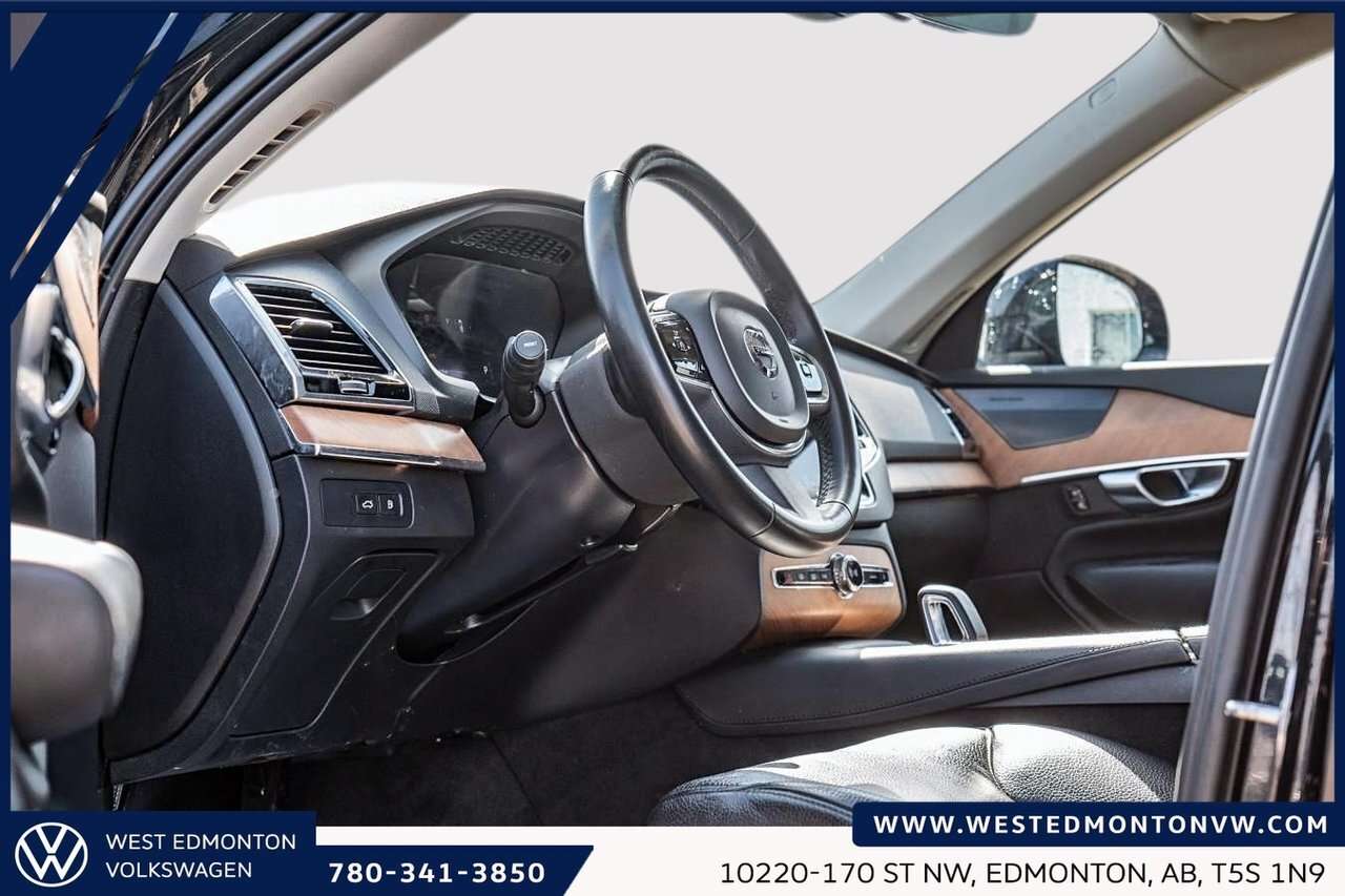 2023 Volvo XC90 Plus Dark Theme AWD | LEATHER | NAV | SUNROOF / thumb 9