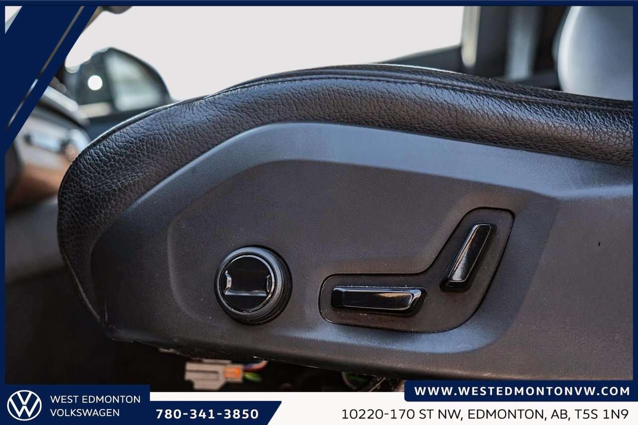 2023 Volvo XC90 Plus Dark Theme AWD | LEATHER | NAV | SUNROOF / thumb 15