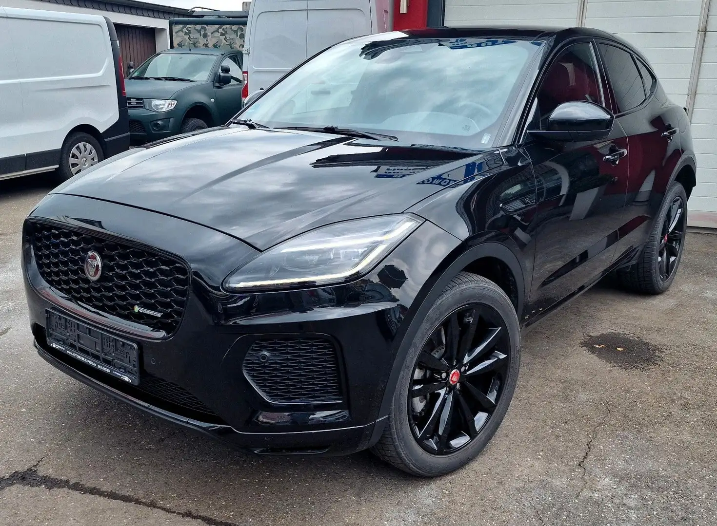 Jaguar E-Pace E-PACE R-Dynamic SE AWD 1.Hd/LED/Leder/Pano Nero - 1