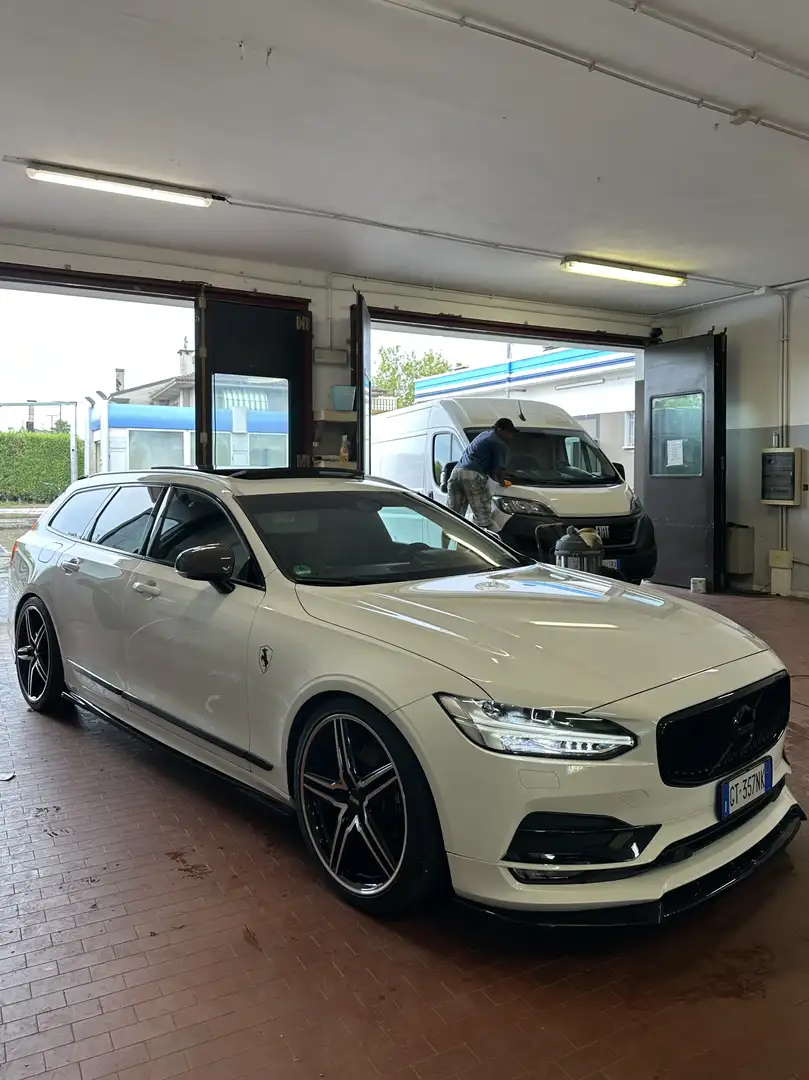 Volvo V90 2.0 d4 R-design awd geartronic my20 - 1