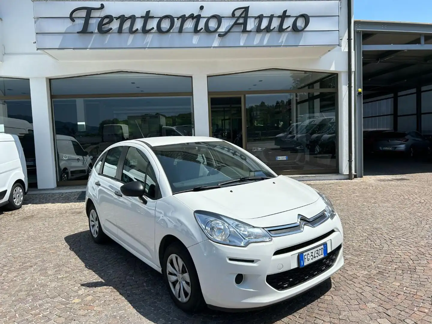 Citroen C3 BlueHDi 75 Van Attraction White - 1