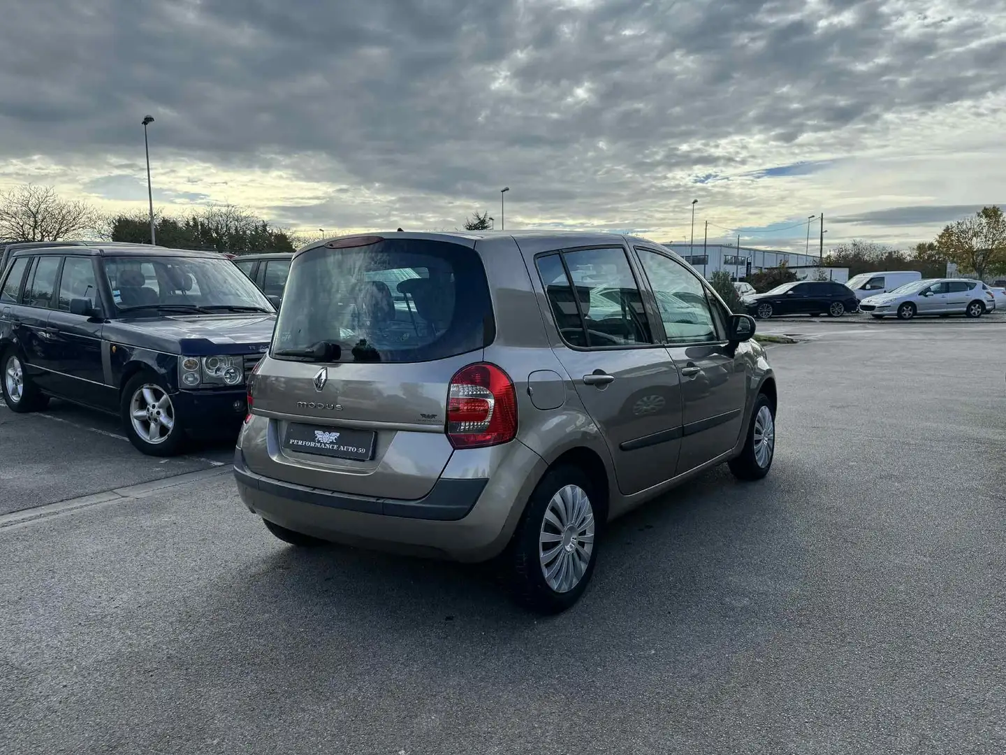 Renault Modus 1.2 80 Ch Expression Quickshift 5 Beige - 2