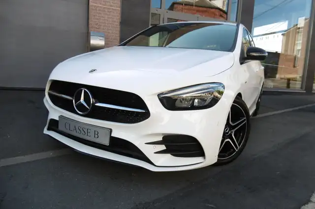 Mercedes-Benz B 180 B 180  AMG Line "Edition" Boite auto