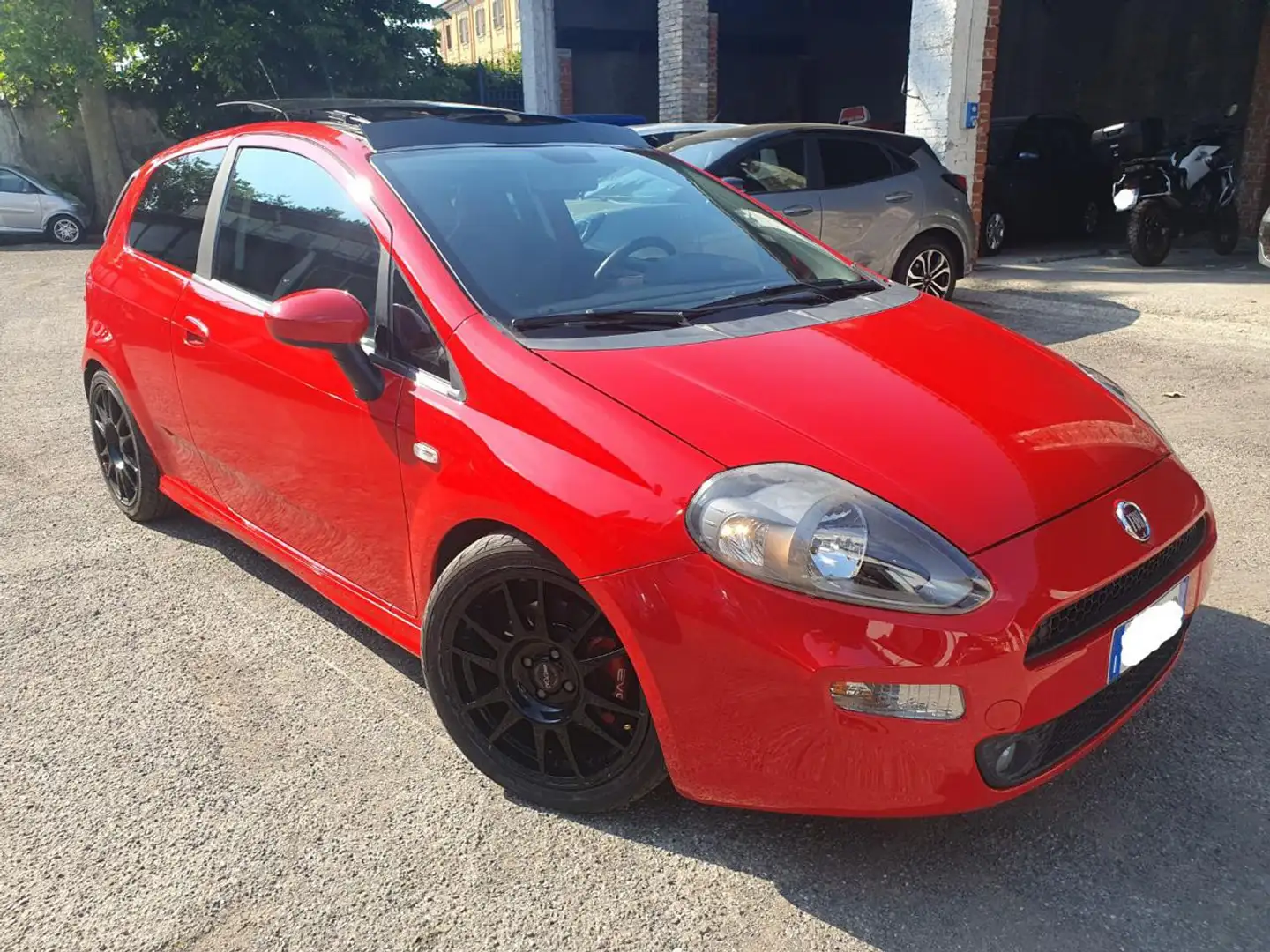 Fiat Punto 1.4 MultiAir Turbo S&S 3 porte Lounge Rosso - 2