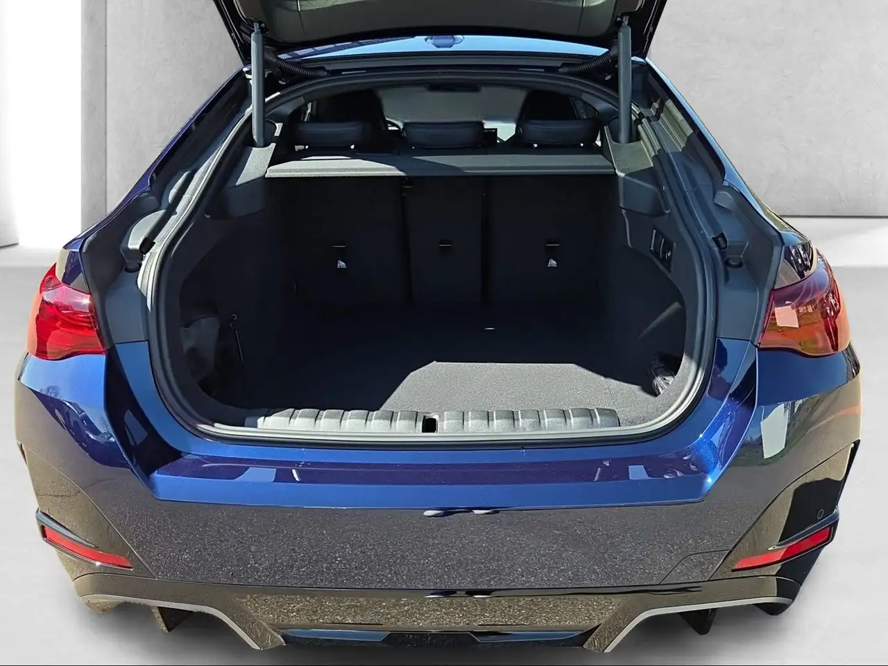 BMW i4 M60 XDRIVE / M Sportpaket / Elektro / UPE 89.930 € 12