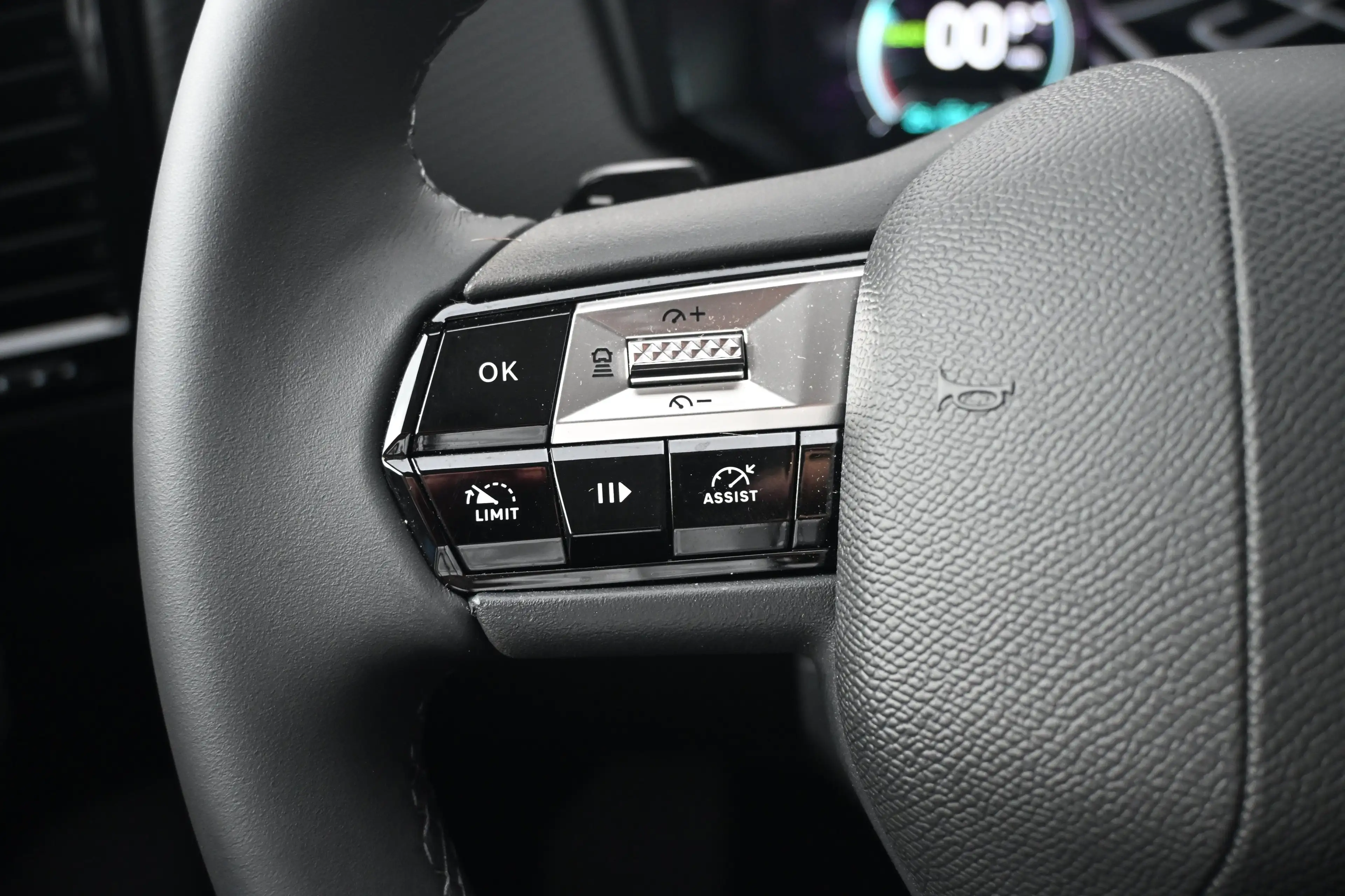 DS Automobiles DS 4 No E-Tense Pallas Comfort Tech Pack 58.3 kWh | Ada — photo 14