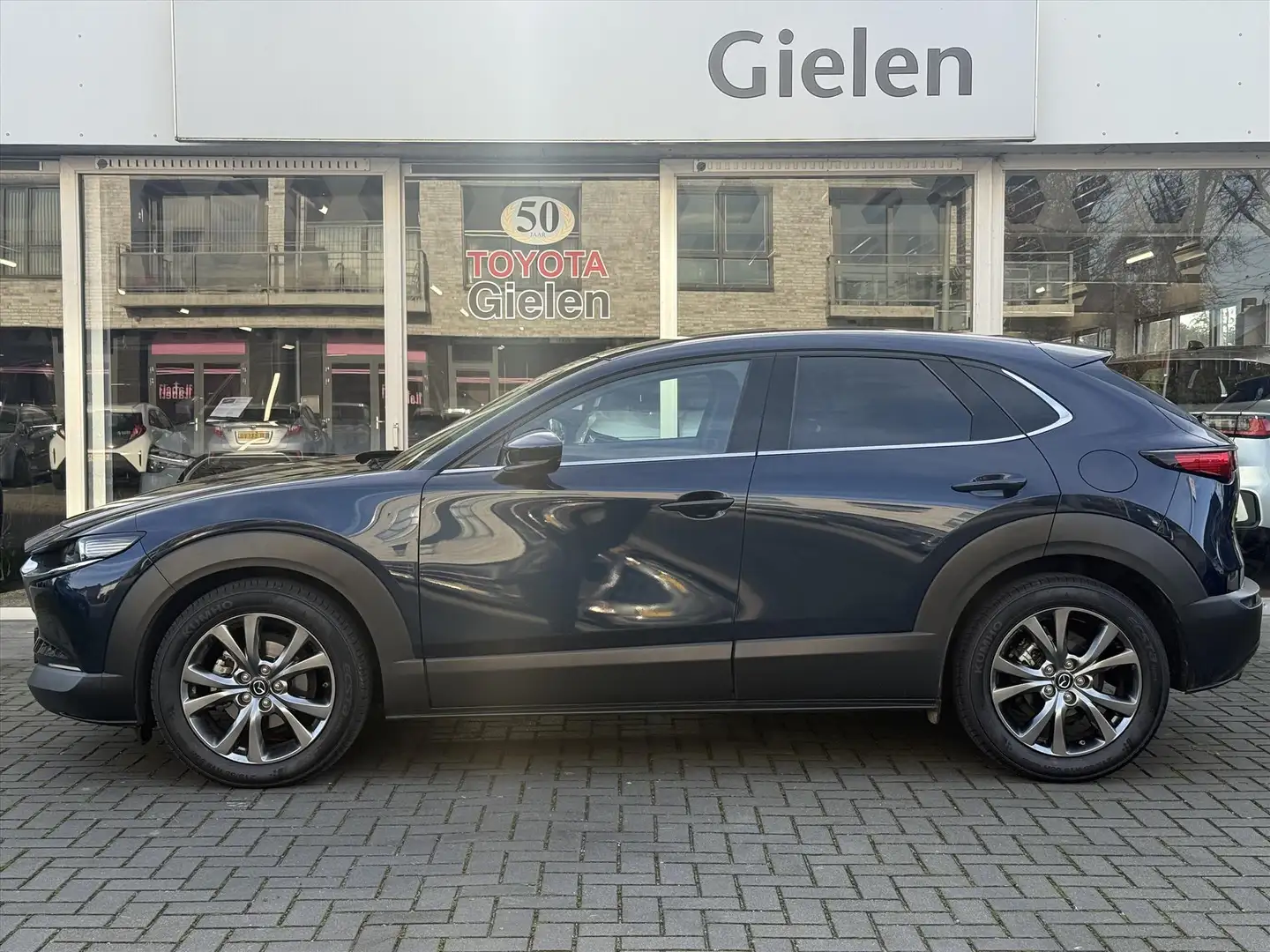 Mazda CX-30 Skyactiv-X 180pk Automaat Luxury | Eerste eigenaar Blau - 2