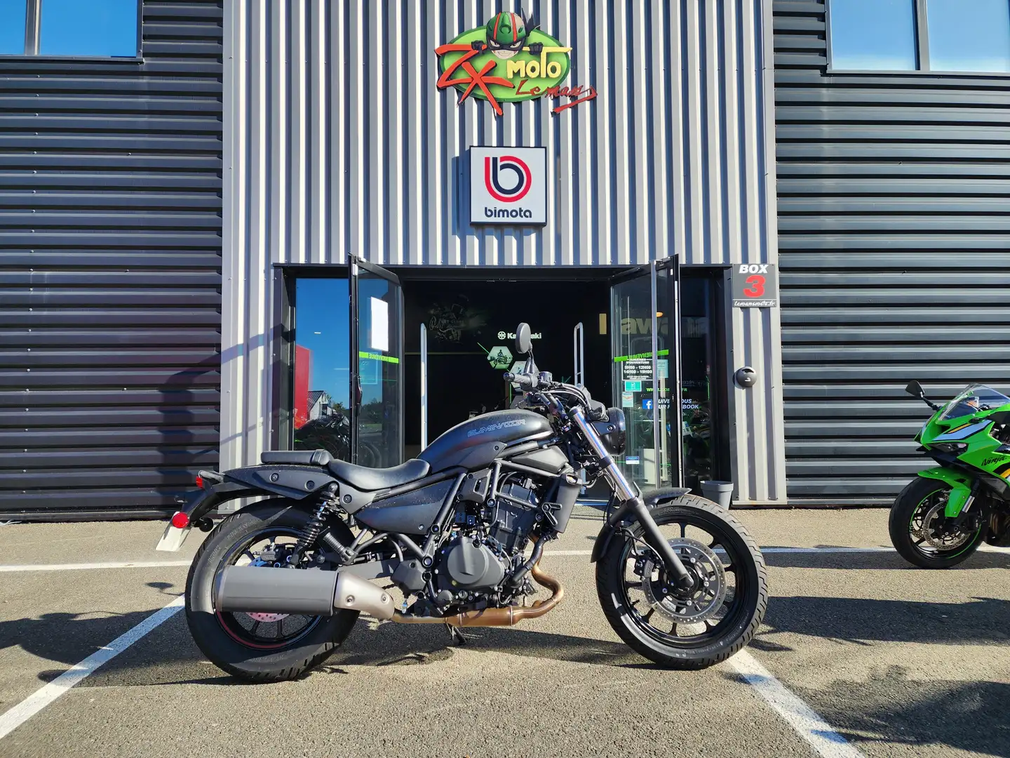 Kawasaki Eliminator 500 Noir - 1