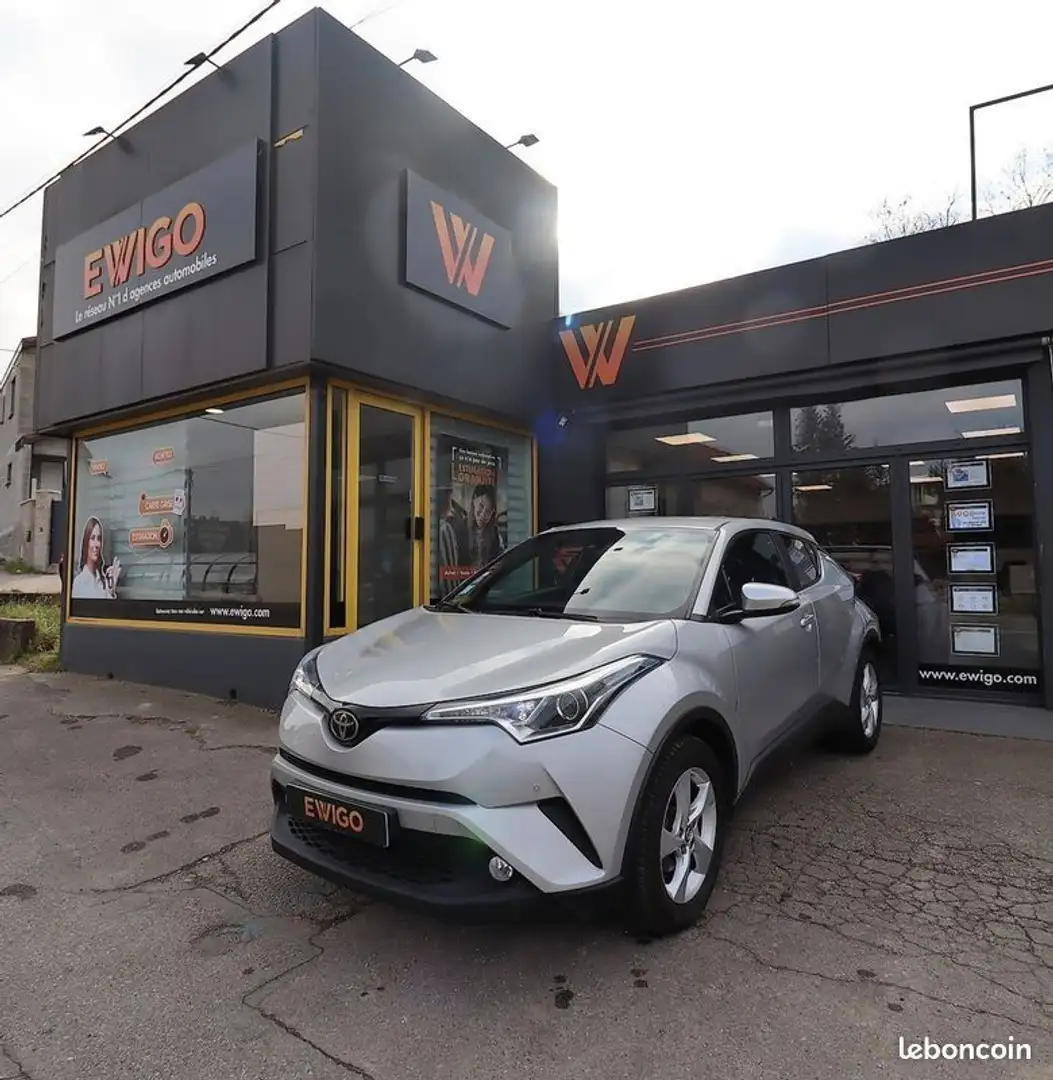 Toyota C-HR 1.2 t 115 ch dynamic 4x2 %2B camera de recul Gris - 1