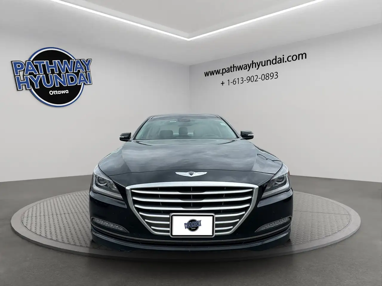 Hyundai Genesis снимка Hyundai Genesis
