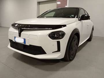 Nuova Ypsilon 100% Elettrica - Pack Tech & Drive